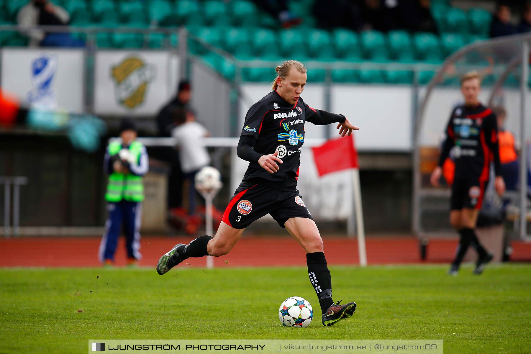 IFK Skövde FK-FC Trollhättan 0-5,herr,Södermalms IP,Skövde,Sverige,Fotboll,,2015,185717