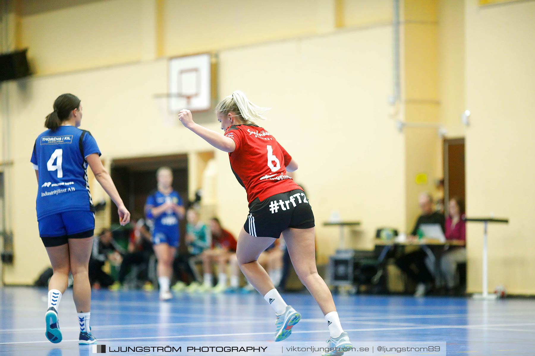 HK Country-HK Brukspôjkera 18-21,dam,Arena Skövde,Skövde,Sverige,Handboll,,2017,186132