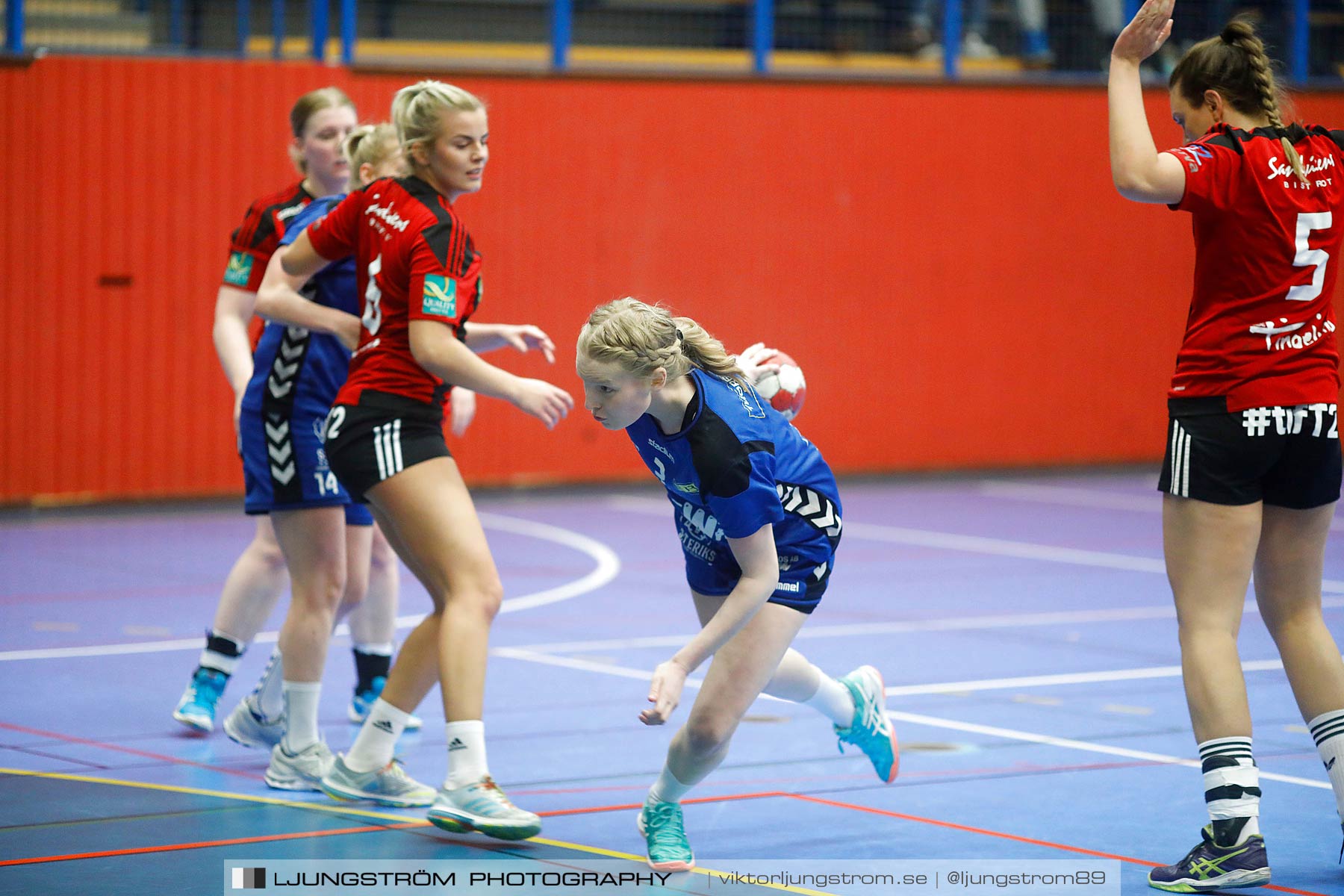 HK Country-HK Brukspôjkera 18-21,dam,Arena Skövde,Skövde,Sverige,Handboll,,2017,186157