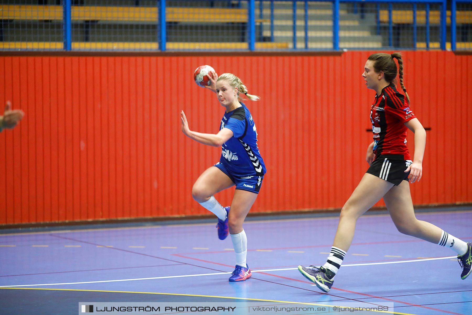 HK Country-HK Brukspôjkera 18-21,dam,Arena Skövde,Skövde,Sverige,Handboll,,2017,186173