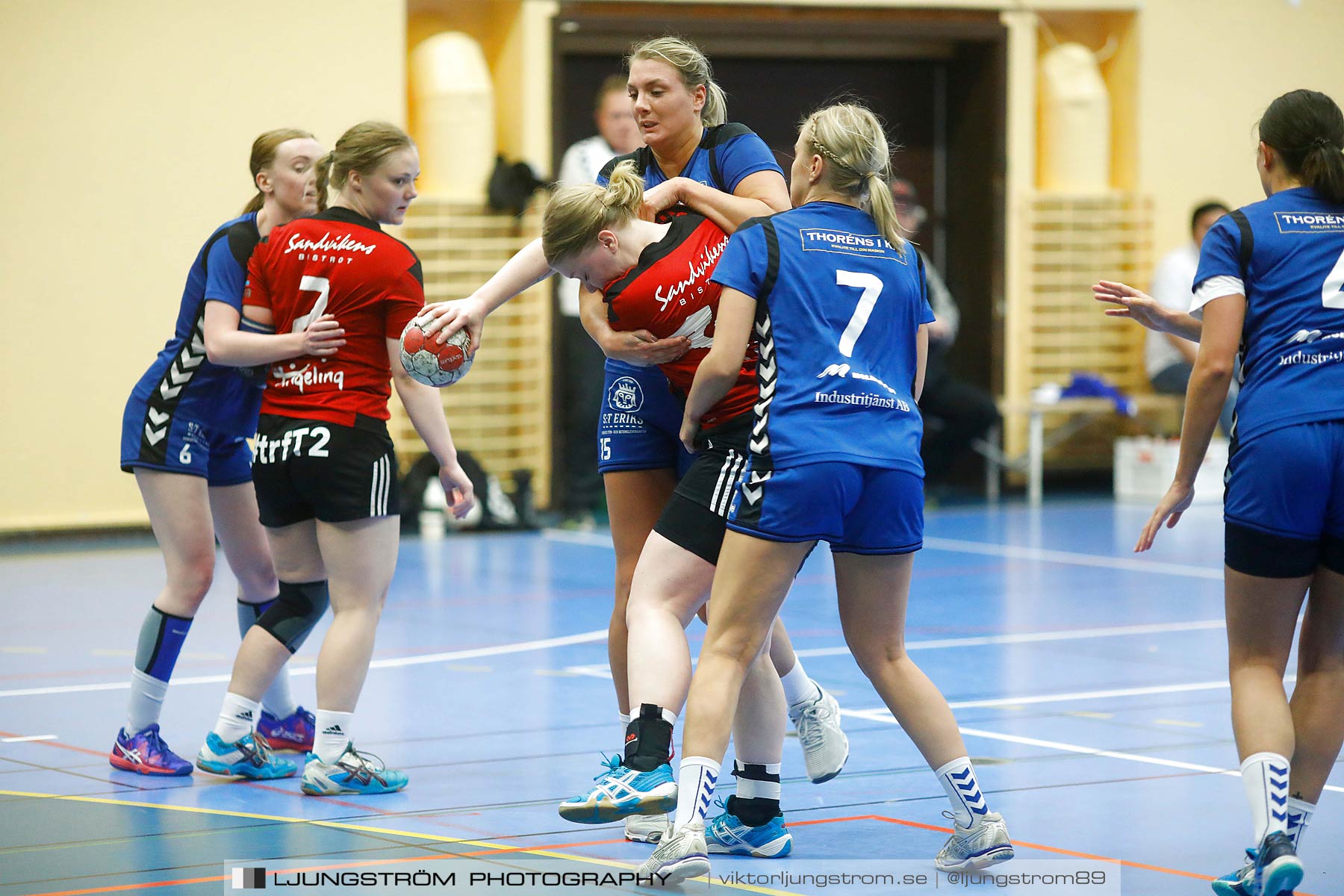 HK Country-HK Brukspôjkera 18-21,dam,Arena Skövde,Skövde,Sverige,Handboll,,2017,186194