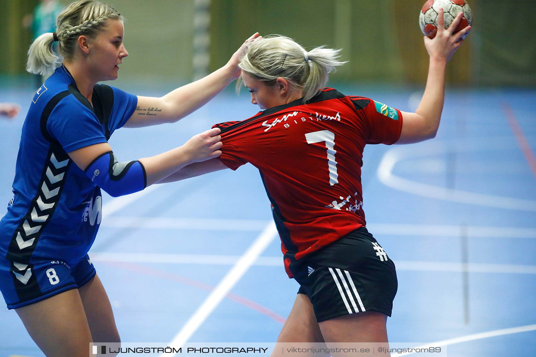 HK Country-HK Brukspôjkera 18-21,dam,Arena Skövde,Skövde,Sverige,Handboll,,2017,186197