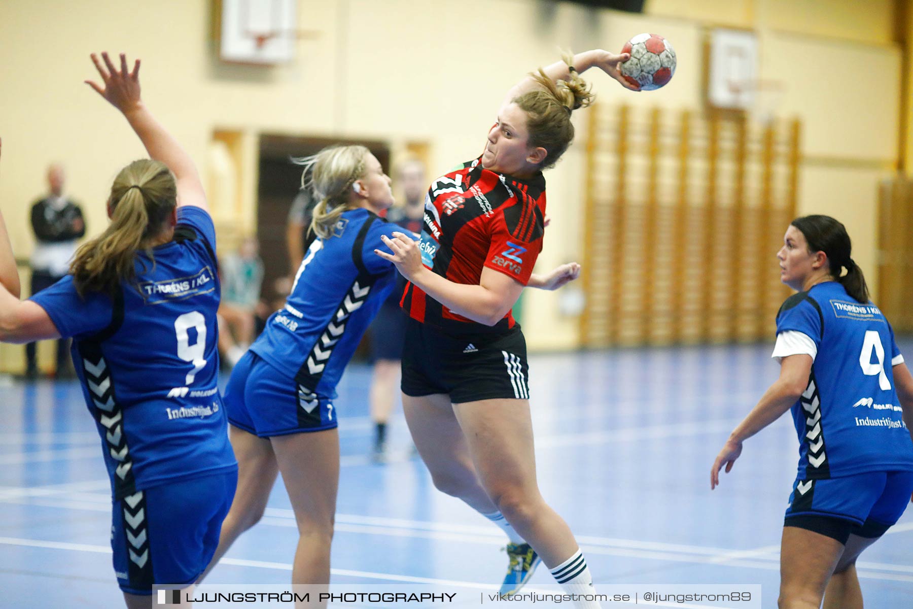 HK Country-HK Brukspôjkera 18-21,dam,Arena Skövde,Skövde,Sverige,Handboll,,2017,186206