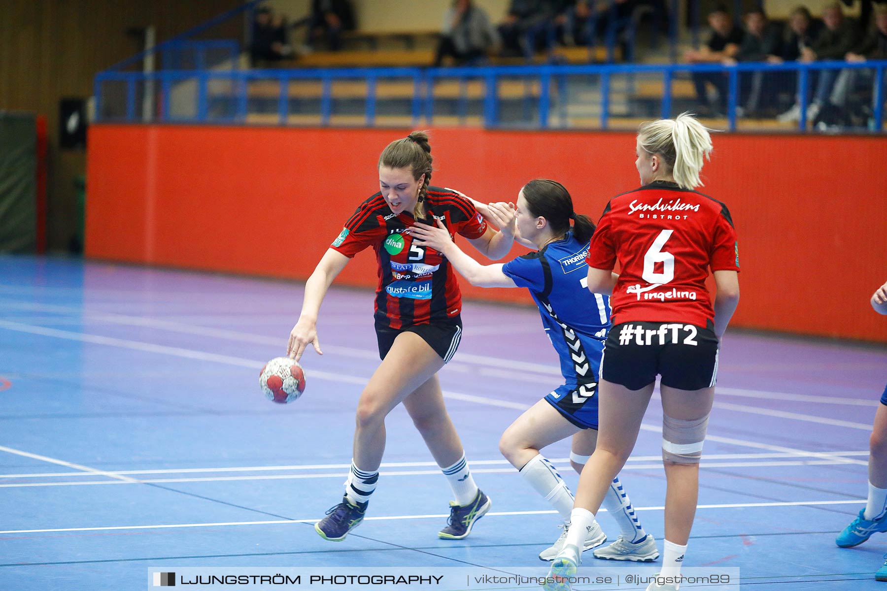 HK Country-HK Brukspôjkera 18-21,dam,Arena Skövde,Skövde,Sverige,Handboll,,2017,186225