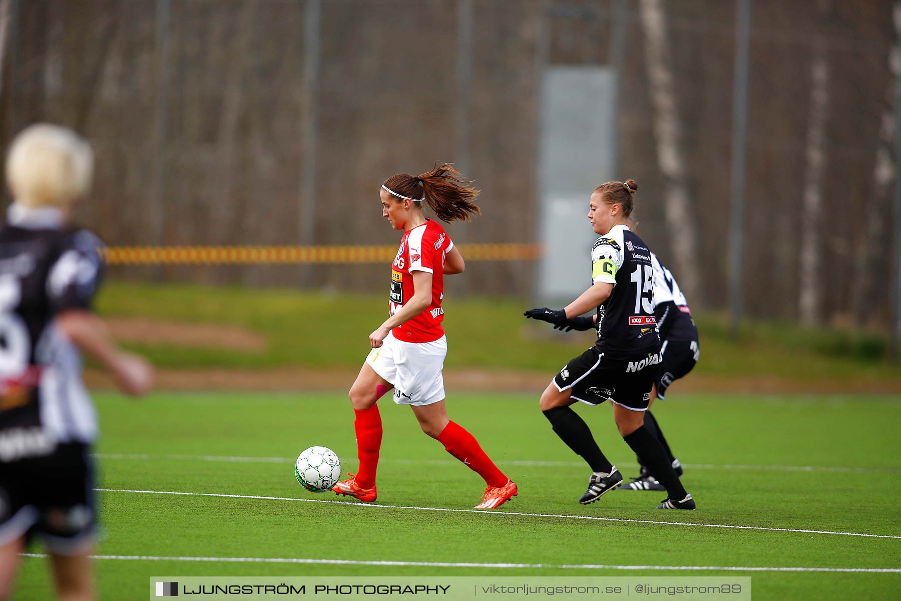 Skövde KIK-IK Rössö Uddevalla 0-5,dam,Lillegårdens IP,Skövde,Sverige,Fotboll,,2016,186269