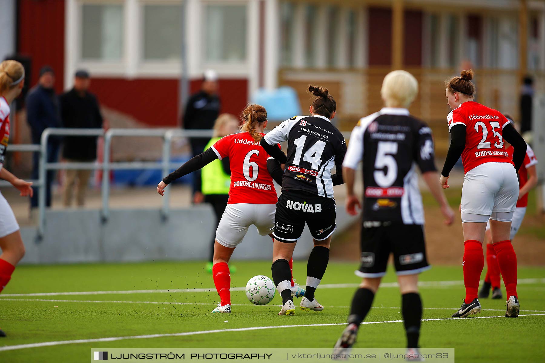 Skövde KIK-IK Rössö Uddevalla 0-5,dam,Lillegårdens IP,Skövde,Sverige,Fotboll,,2016,186292