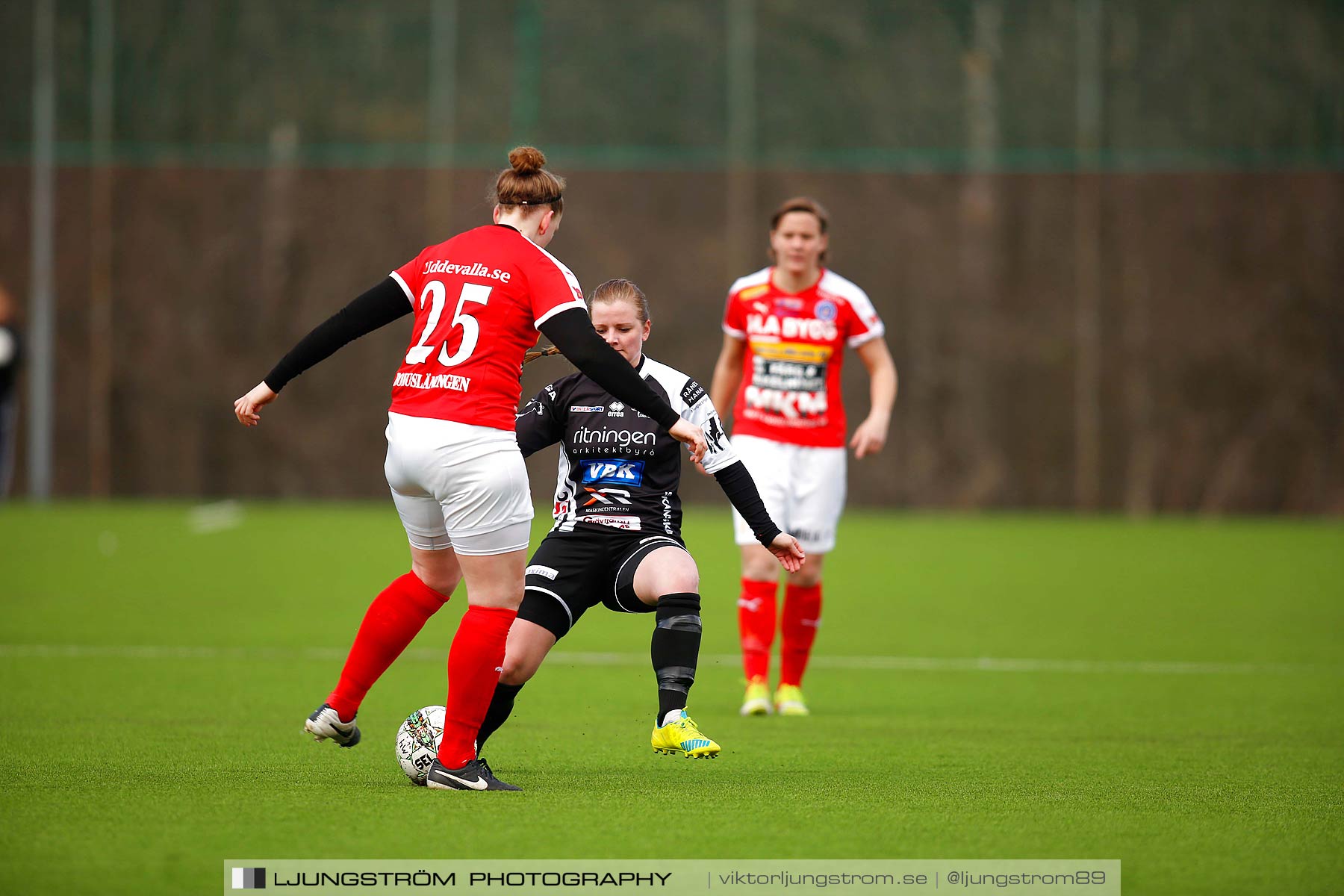 Skövde KIK-IK Rössö Uddevalla 0-5,dam,Lillegårdens IP,Skövde,Sverige,Fotboll,,2016,186315