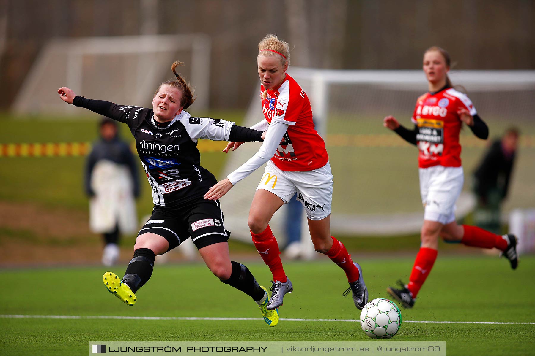 Skövde KIK-IK Rössö Uddevalla 0-5,dam,Lillegårdens IP,Skövde,Sverige,Fotboll,,2016,186339