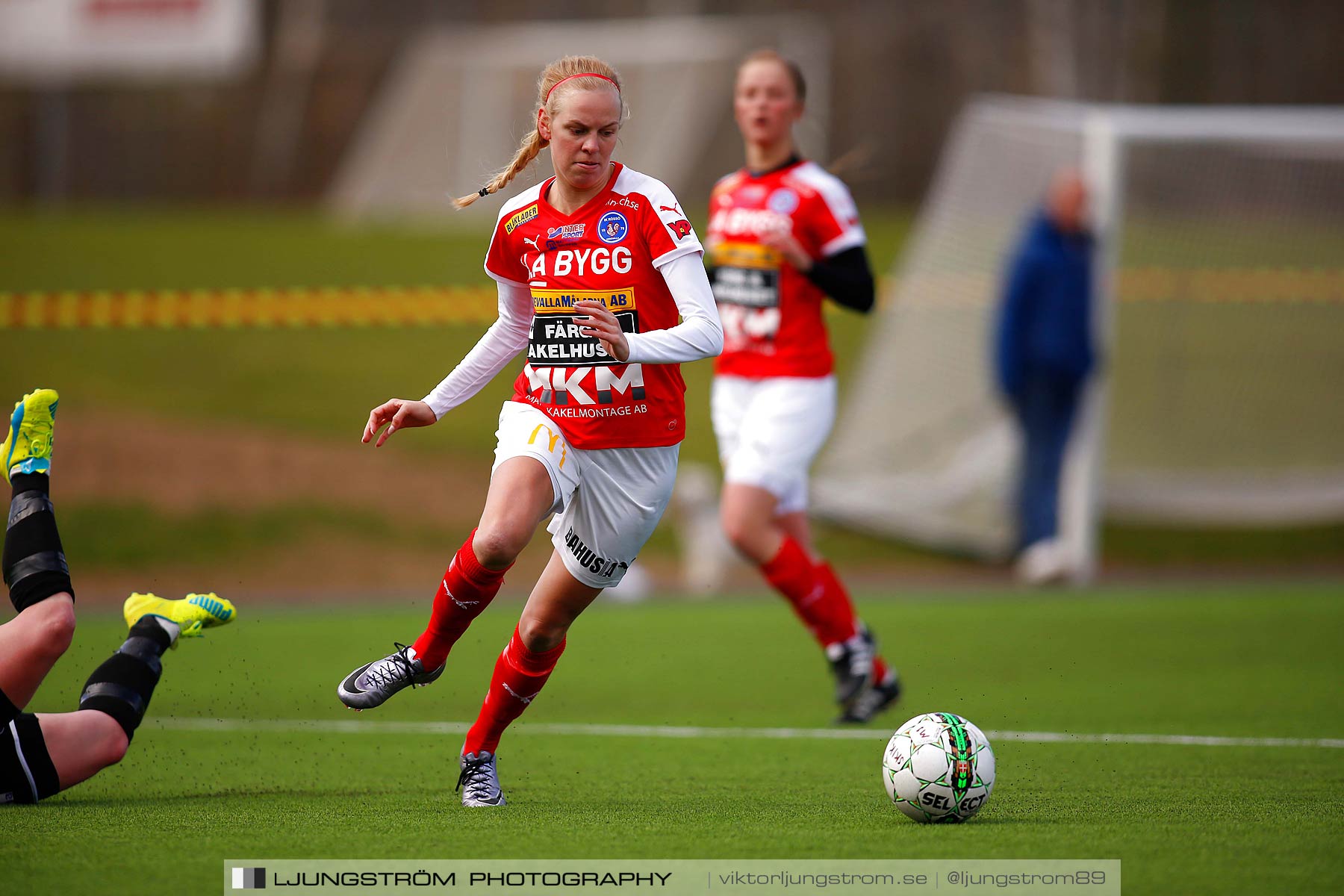 Skövde KIK-IK Rössö Uddevalla 0-5,dam,Lillegårdens IP,Skövde,Sverige,Fotboll,,2016,186342