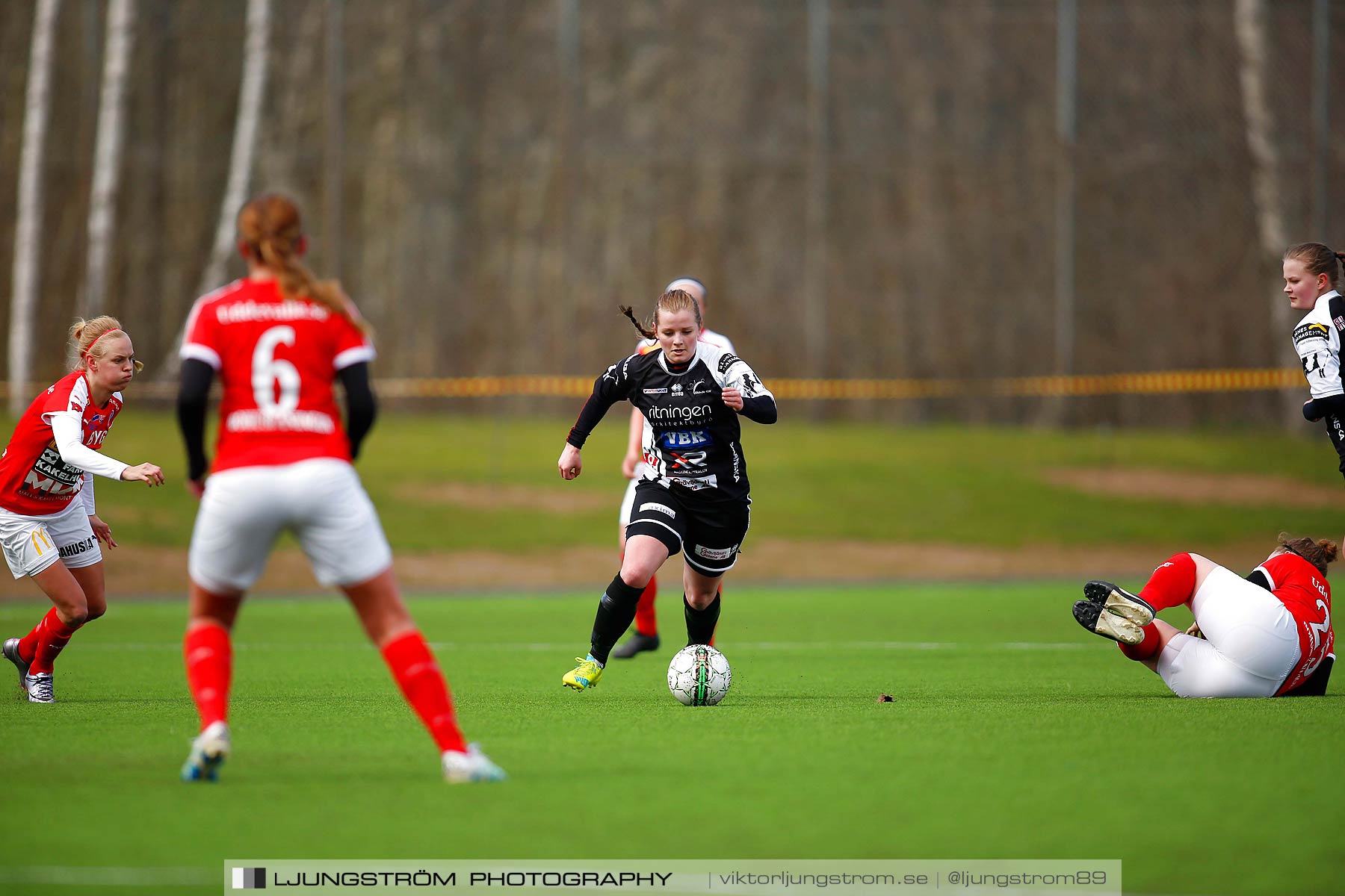 Skövde KIK-IK Rössö Uddevalla 0-5,dam,Lillegårdens IP,Skövde,Sverige,Fotboll,,2016,186344