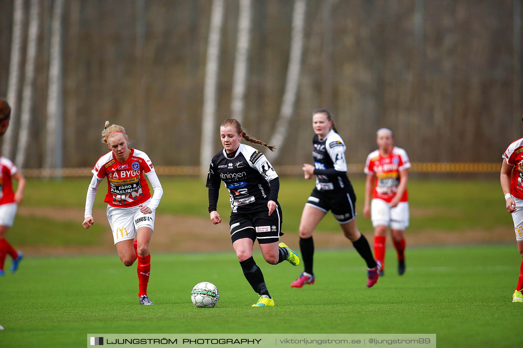 Skövde KIK-IK Rössö Uddevalla 0-5,dam,Lillegårdens IP,Skövde,Sverige,Fotboll,,2016,186348