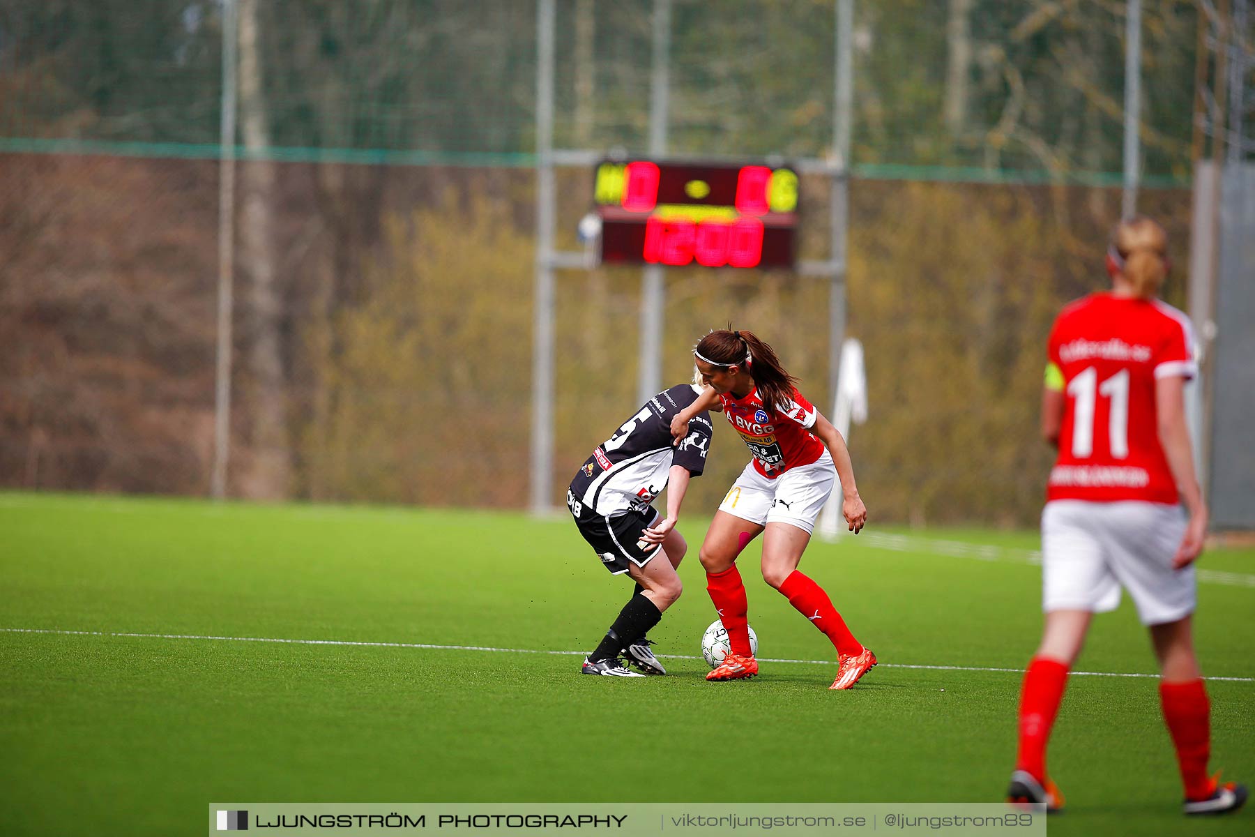 Skövde KIK-IK Rössö Uddevalla 0-5,dam,Lillegårdens IP,Skövde,Sverige,Fotboll,,2016,186369