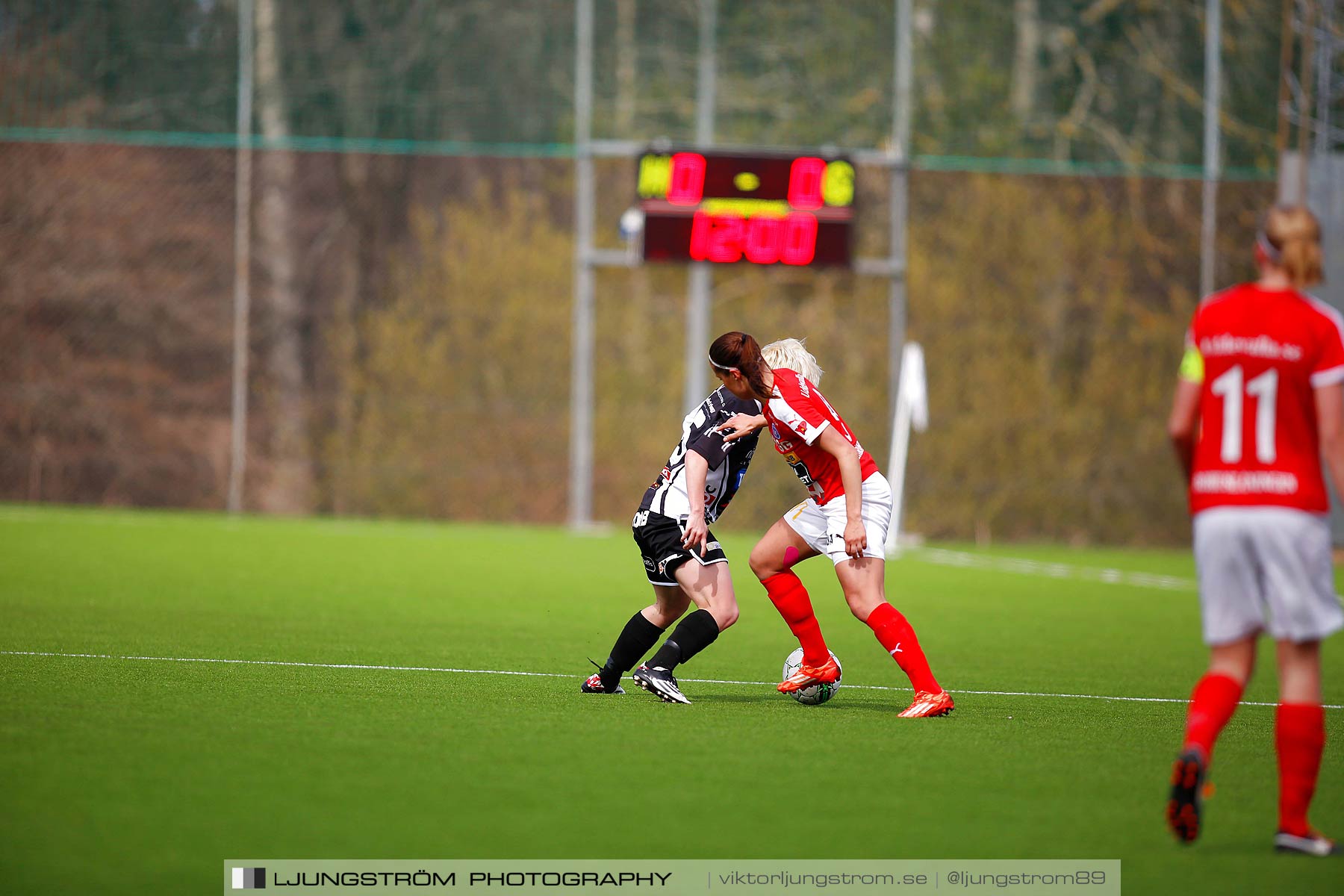 Skövde KIK-IK Rössö Uddevalla 0-5,dam,Lillegårdens IP,Skövde,Sverige,Fotboll,,2016,186370