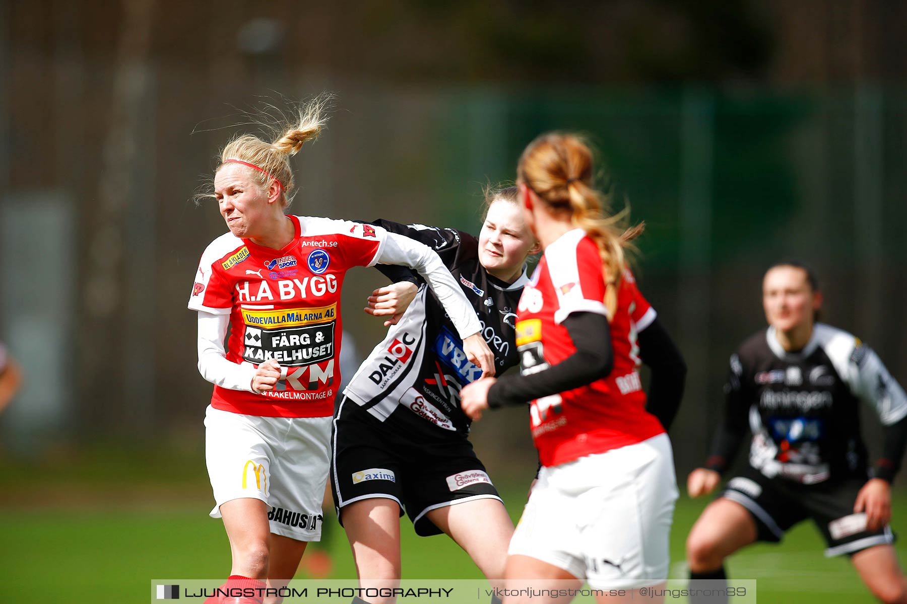 Skövde KIK-IK Rössö Uddevalla 0-5,dam,Lillegårdens IP,Skövde,Sverige,Fotboll,,2016,186377