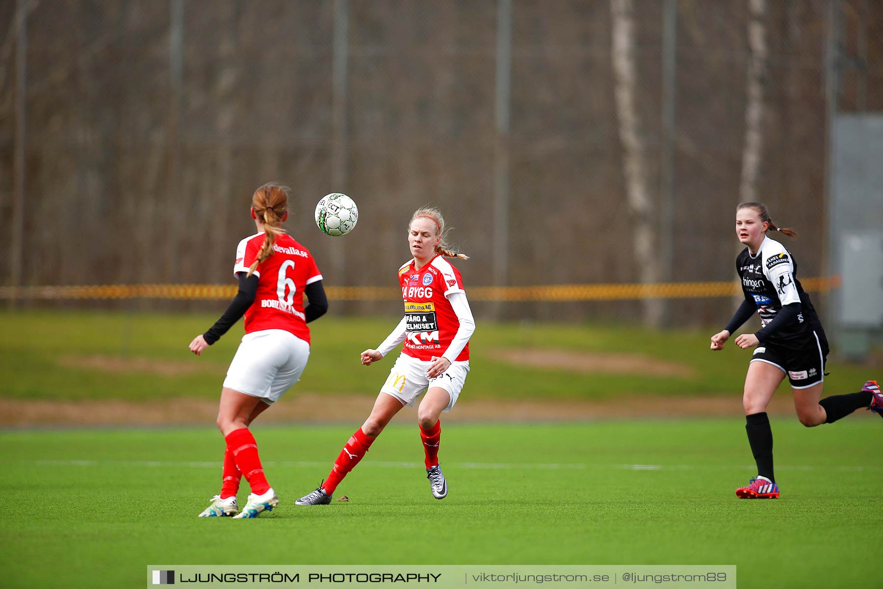 Skövde KIK-IK Rössö Uddevalla 0-5,dam,Lillegårdens IP,Skövde,Sverige,Fotboll,,2016,186379