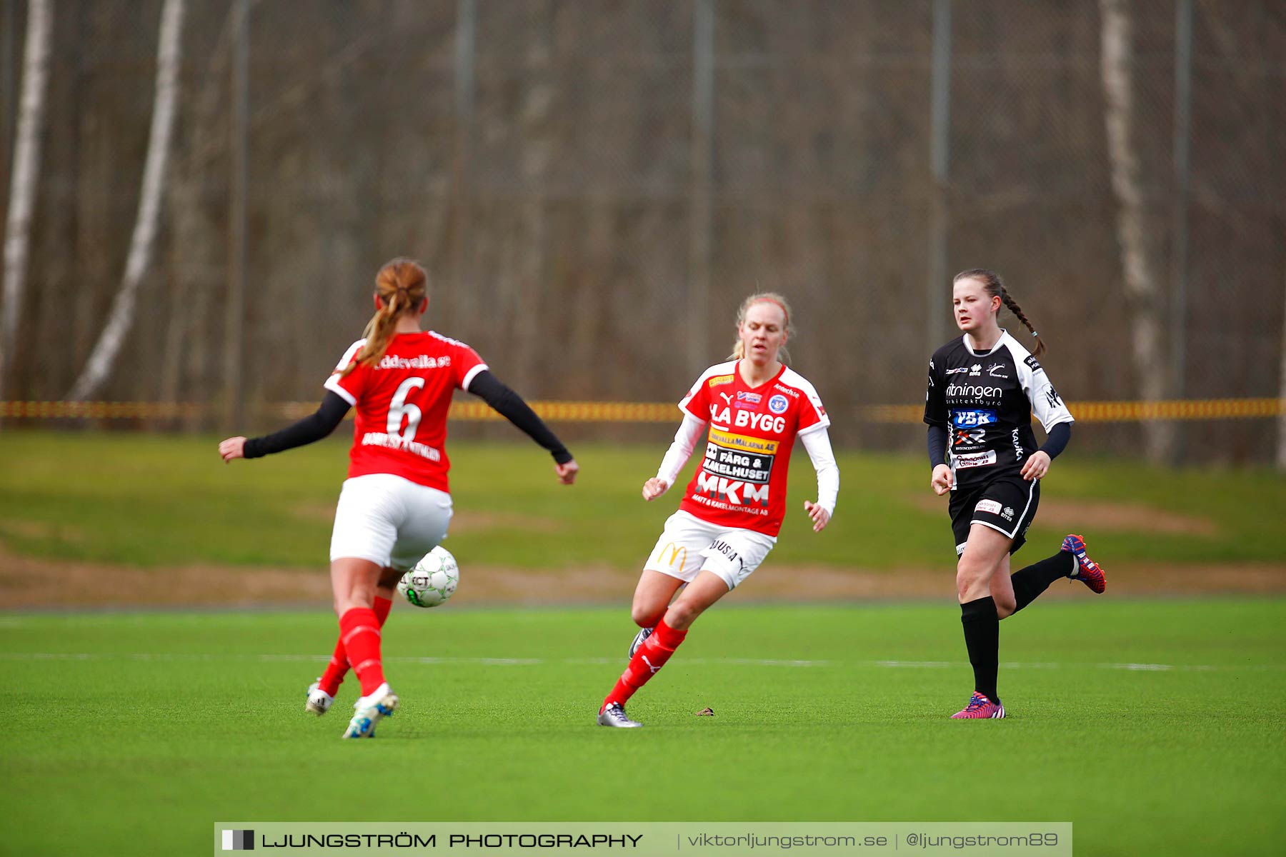 Skövde KIK-IK Rössö Uddevalla 0-5,dam,Lillegårdens IP,Skövde,Sverige,Fotboll,,2016,186381