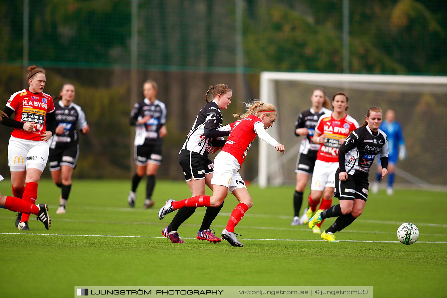 Skövde KIK-IK Rössö Uddevalla 0-5,dam,Lillegårdens IP,Skövde,Sverige,Fotboll,,2016,186422