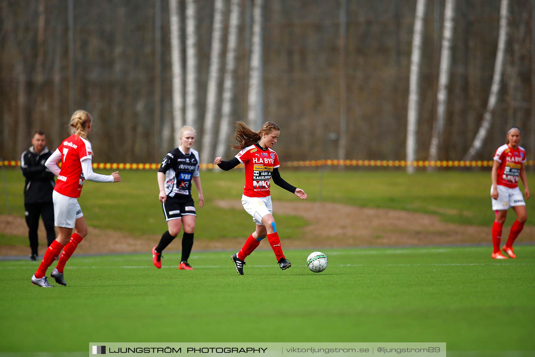 Skövde KIK-IK Rössö Uddevalla 0-5,dam,Lillegårdens IP,Skövde,Sverige,Fotboll,,2016,186451