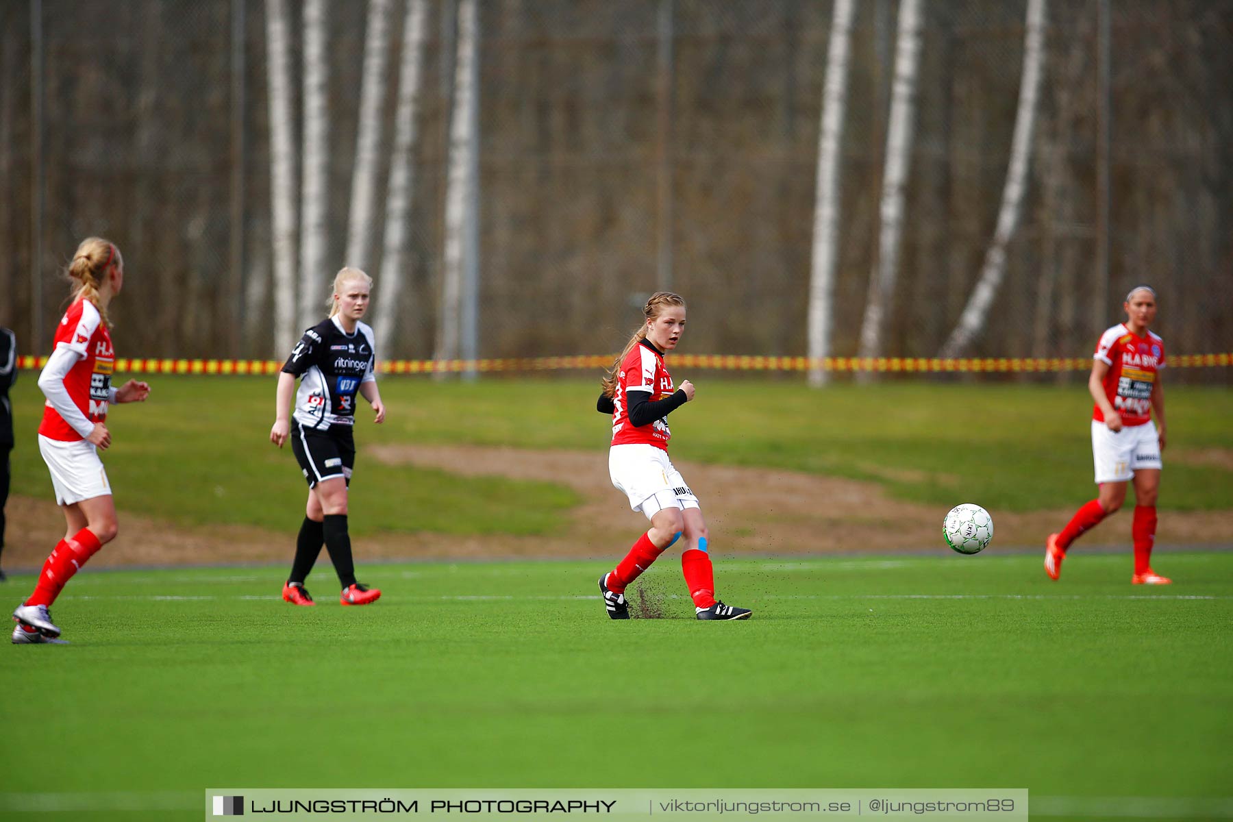 Skövde KIK-IK Rössö Uddevalla 0-5,dam,Lillegårdens IP,Skövde,Sverige,Fotboll,,2016,186453