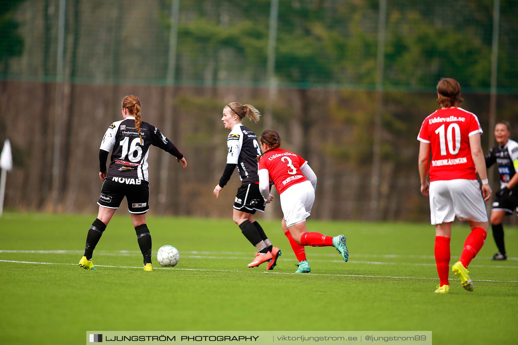 Skövde KIK-IK Rössö Uddevalla 0-5,dam,Lillegårdens IP,Skövde,Sverige,Fotboll,,2016,186503