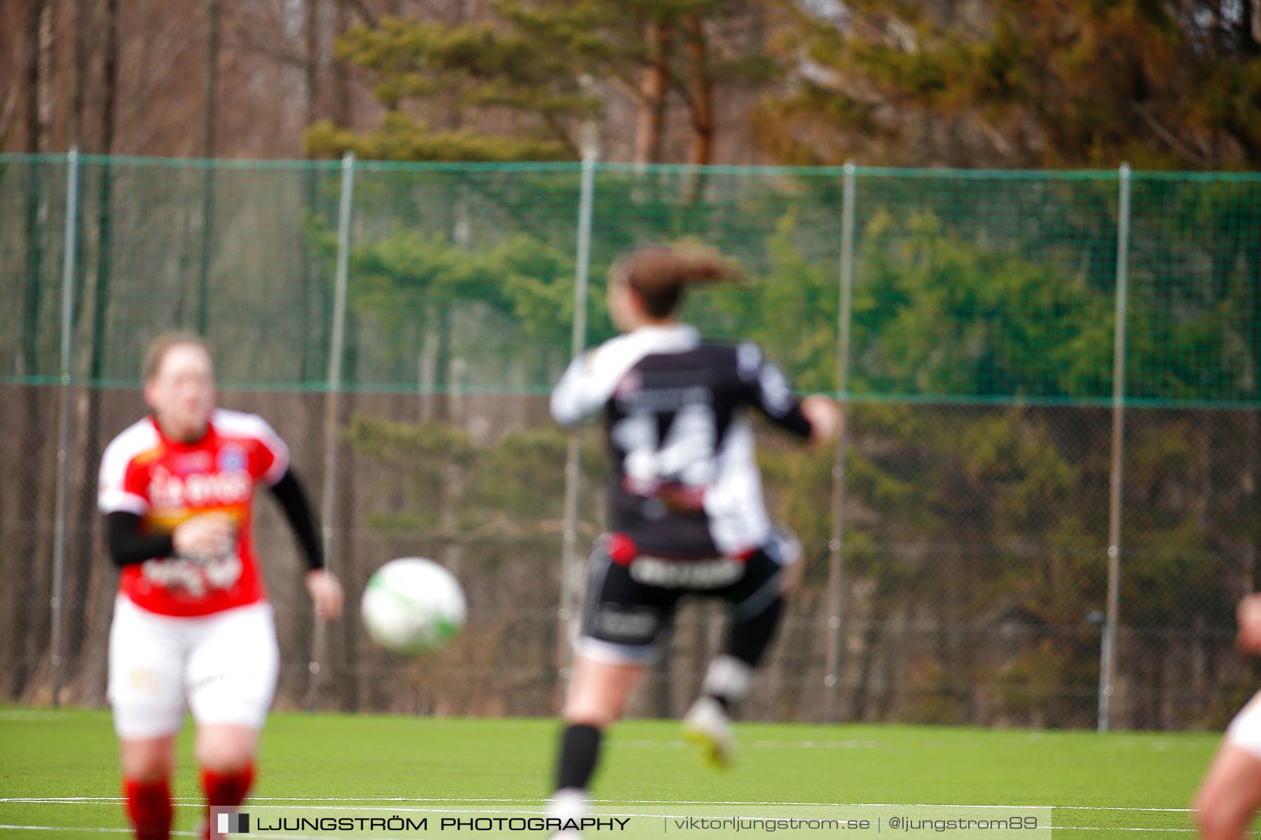 Skövde KIK-IK Rössö Uddevalla 0-5,dam,Lillegårdens IP,Skövde,Sverige,Fotboll,,2016,186518