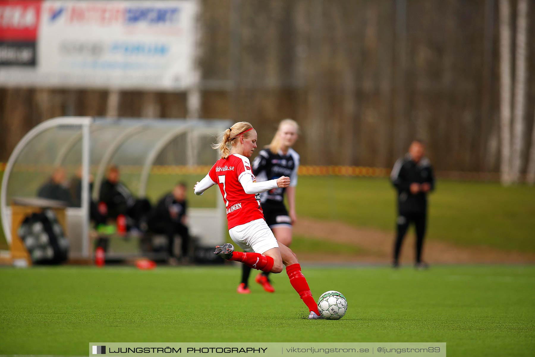 Skövde KIK-IK Rössö Uddevalla 0-5,dam,Lillegårdens IP,Skövde,Sverige,Fotboll,,2016,186525