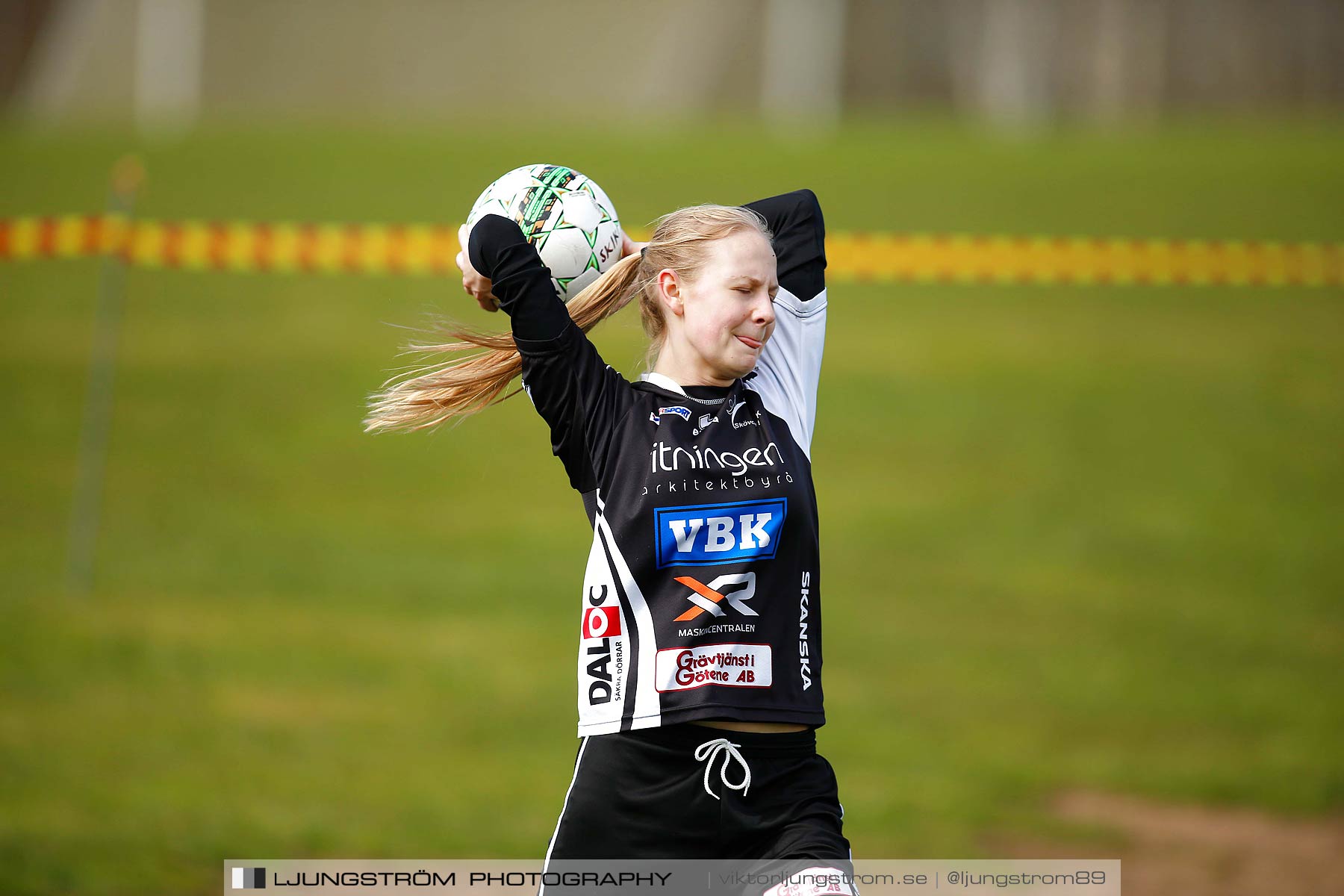 Skövde KIK-IK Rössö Uddevalla 0-5,dam,Lillegårdens IP,Skövde,Sverige,Fotboll,,2016,186624