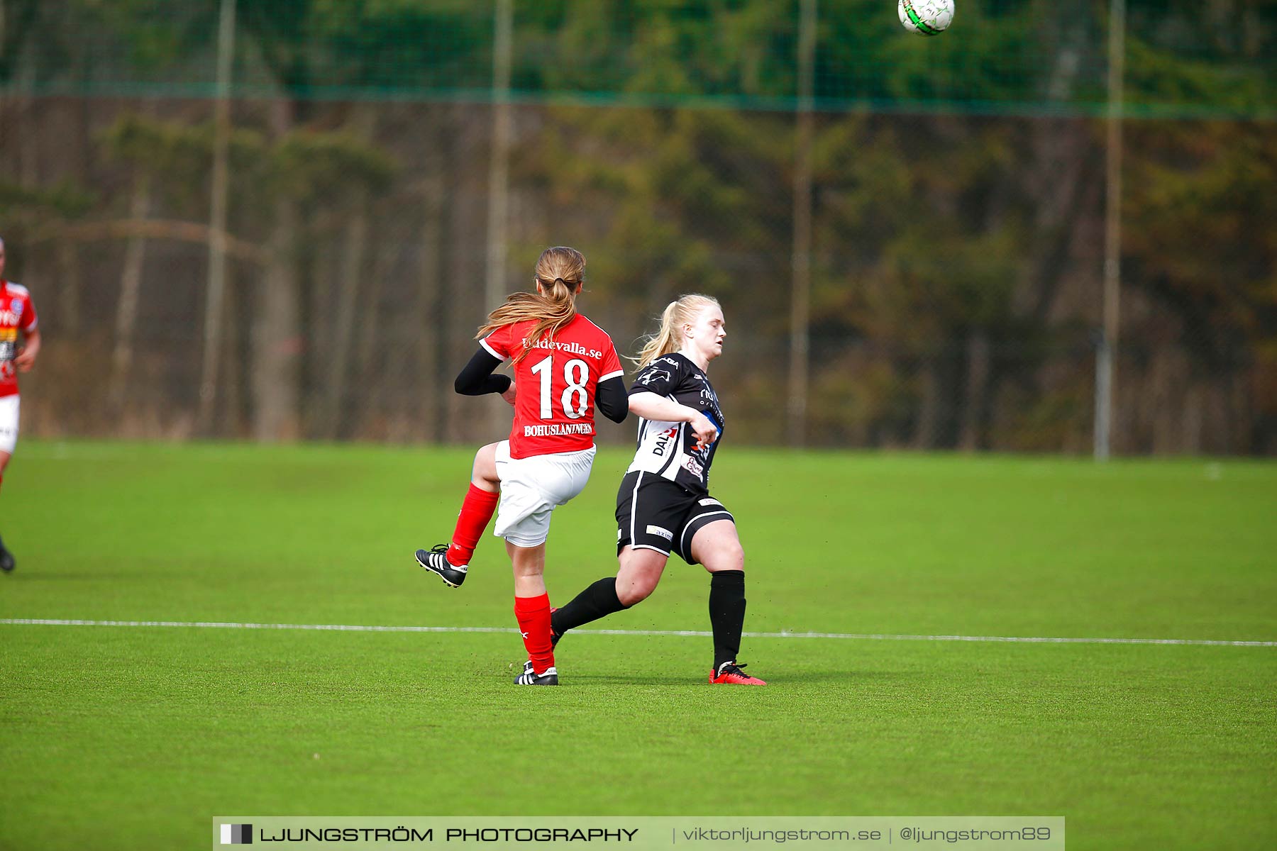 Skövde KIK-IK Rössö Uddevalla 0-5,dam,Lillegårdens IP,Skövde,Sverige,Fotboll,,2016,186640