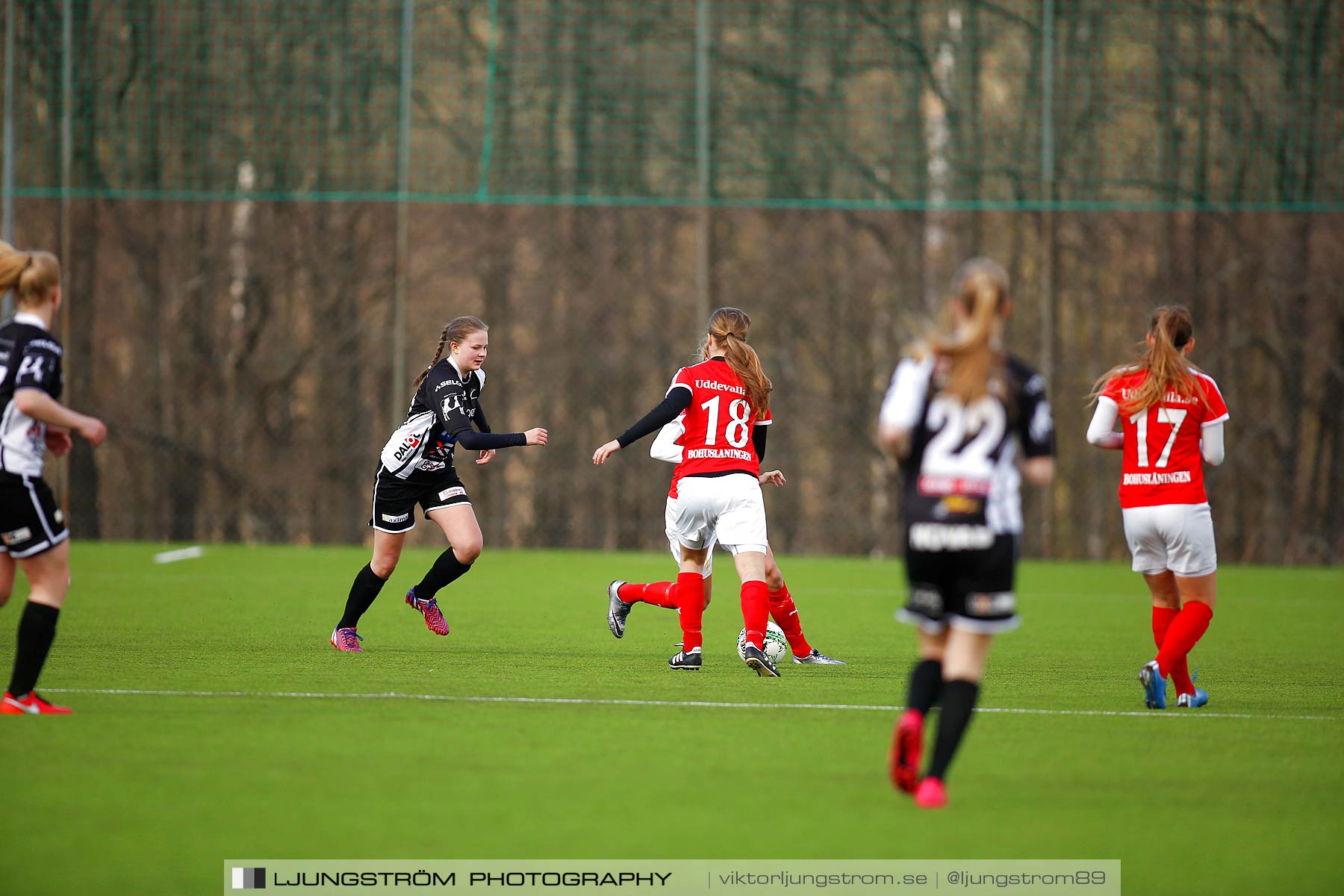 Skövde KIK-IK Rössö Uddevalla 0-5,dam,Lillegårdens IP,Skövde,Sverige,Fotboll,,2016,186687