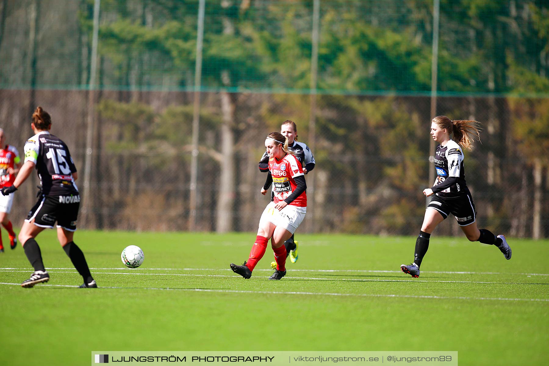 Skövde KIK-IK Rössö Uddevalla 0-5,dam,Lillegårdens IP,Skövde,Sverige,Fotboll,,2016,186711