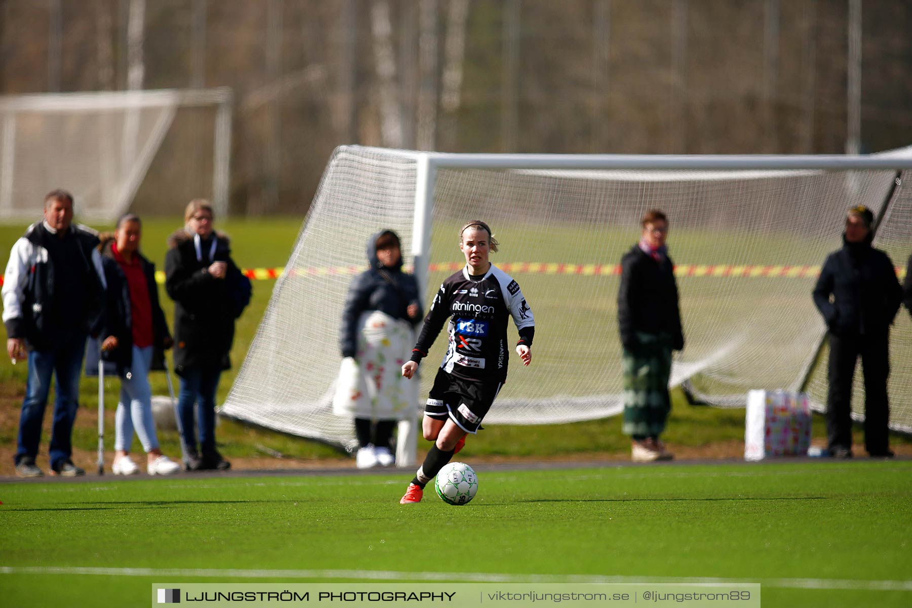 Skövde KIK-IK Rössö Uddevalla 0-5,dam,Lillegårdens IP,Skövde,Sverige,Fotboll,,2016,186715