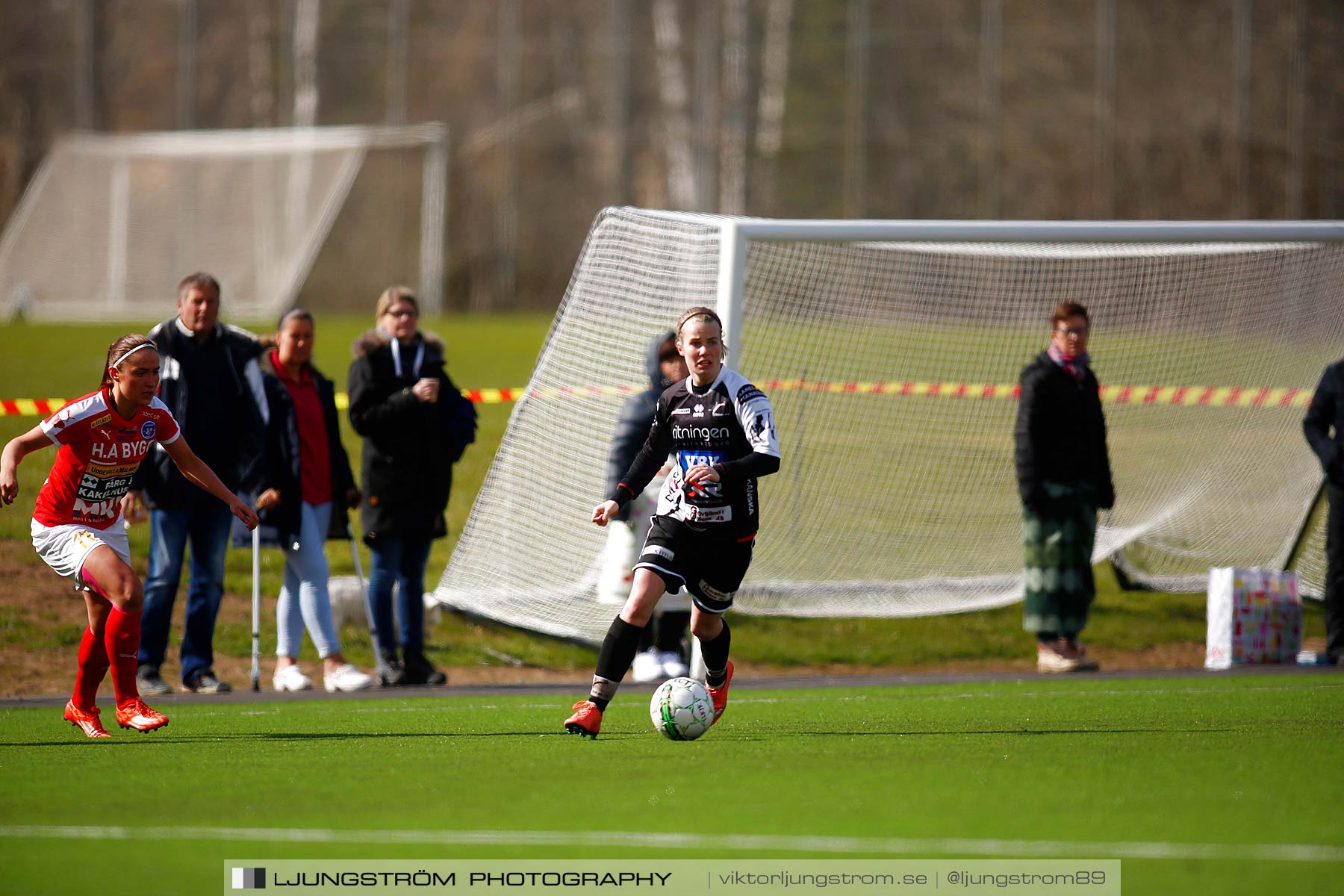 Skövde KIK-IK Rössö Uddevalla 0-5,dam,Lillegårdens IP,Skövde,Sverige,Fotboll,,2016,186716