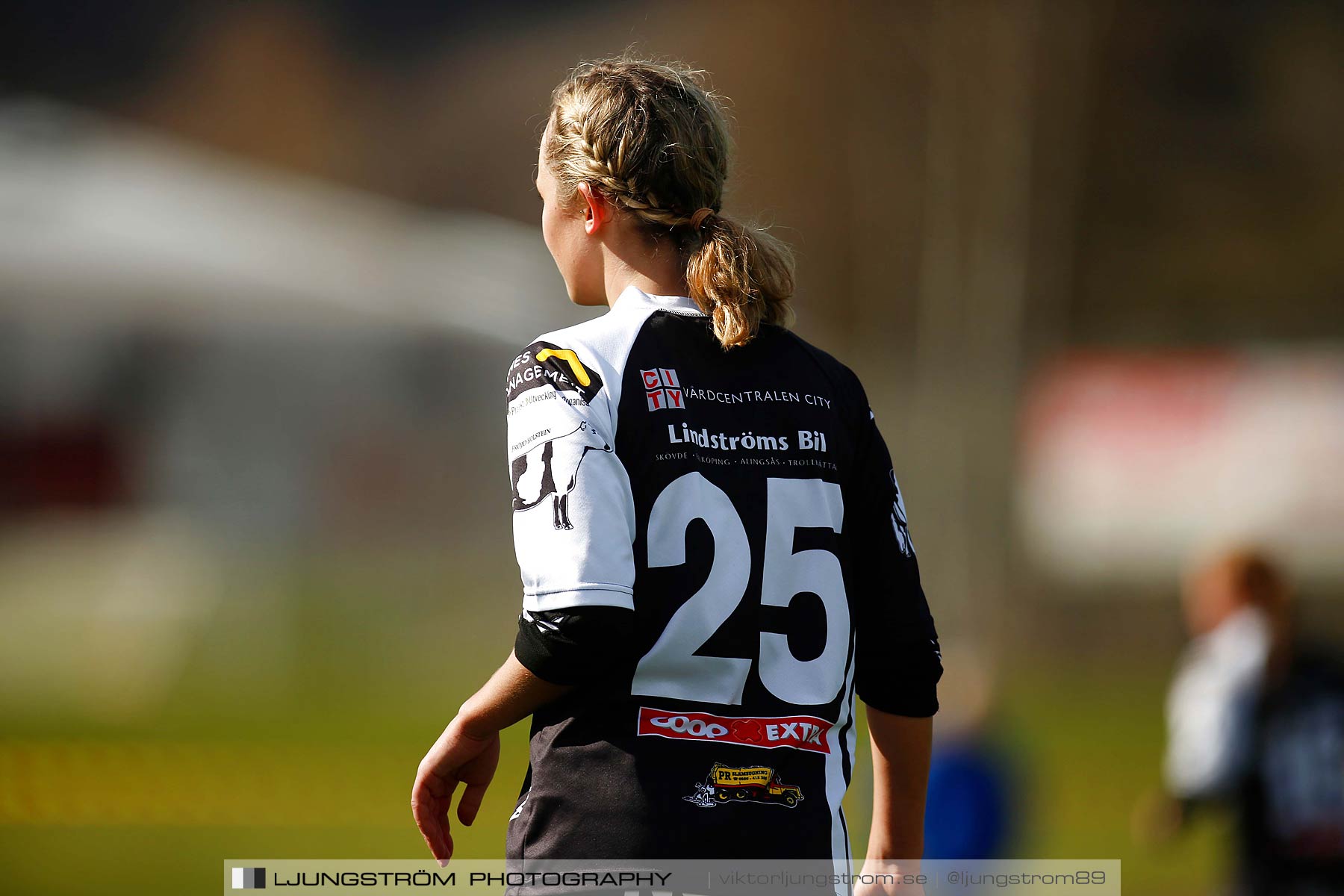 Skövde KIK-IK Rössö Uddevalla 0-5,dam,Lillegårdens IP,Skövde,Sverige,Fotboll,,2016,186815