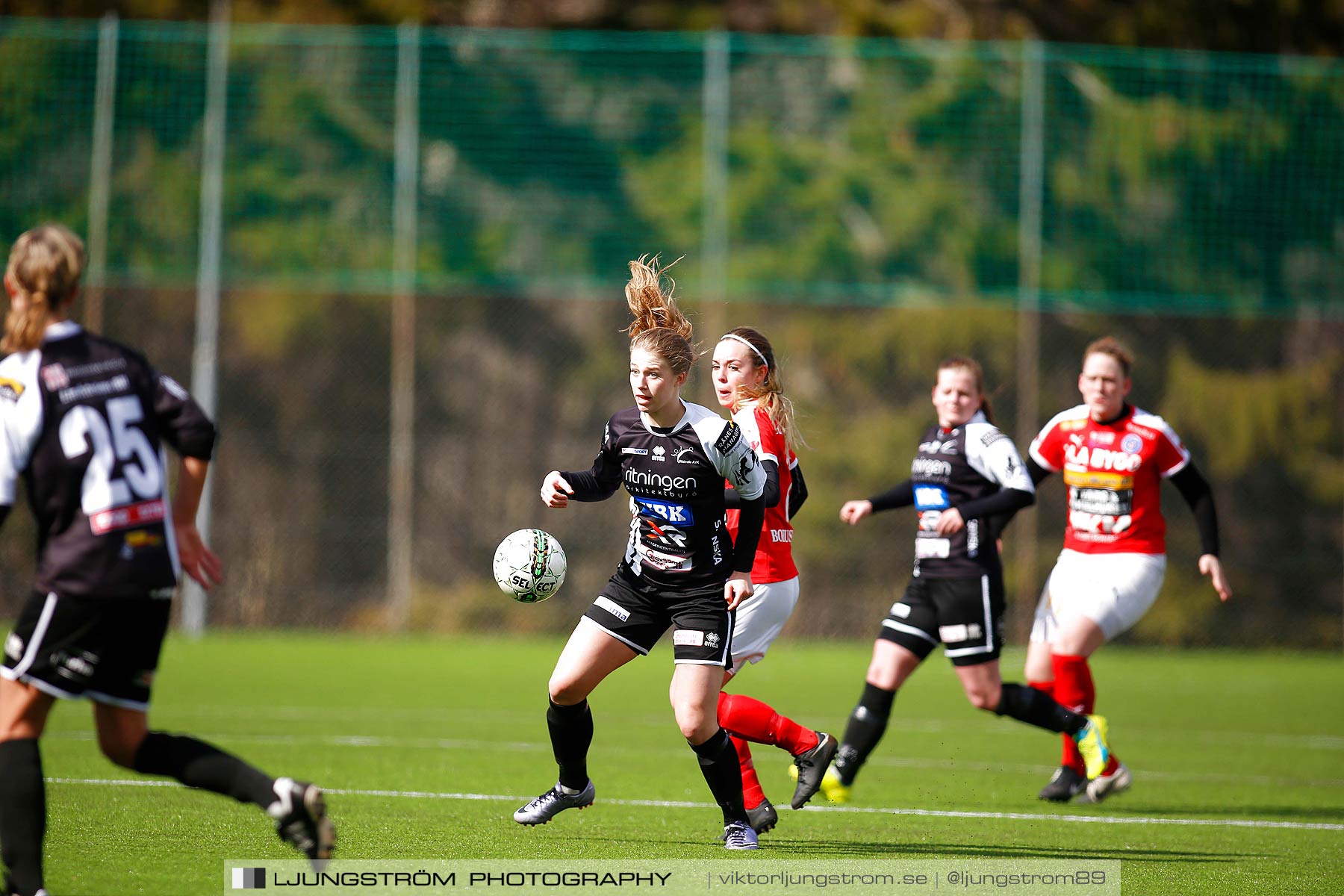 Skövde KIK-IK Rössö Uddevalla 0-5,dam,Lillegårdens IP,Skövde,Sverige,Fotboll,,2016,186819