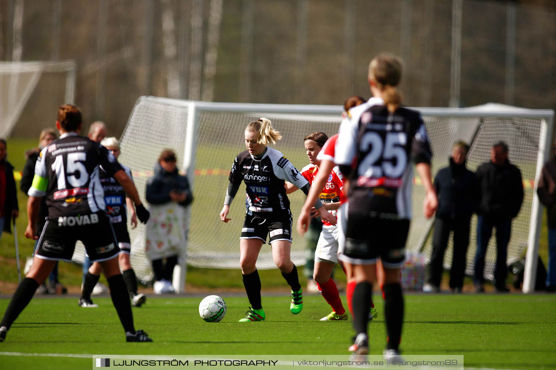 Skövde KIK-IK Rössö Uddevalla 0-5,dam,Lillegårdens IP,Skövde,Sverige,Fotboll,,2016,186841