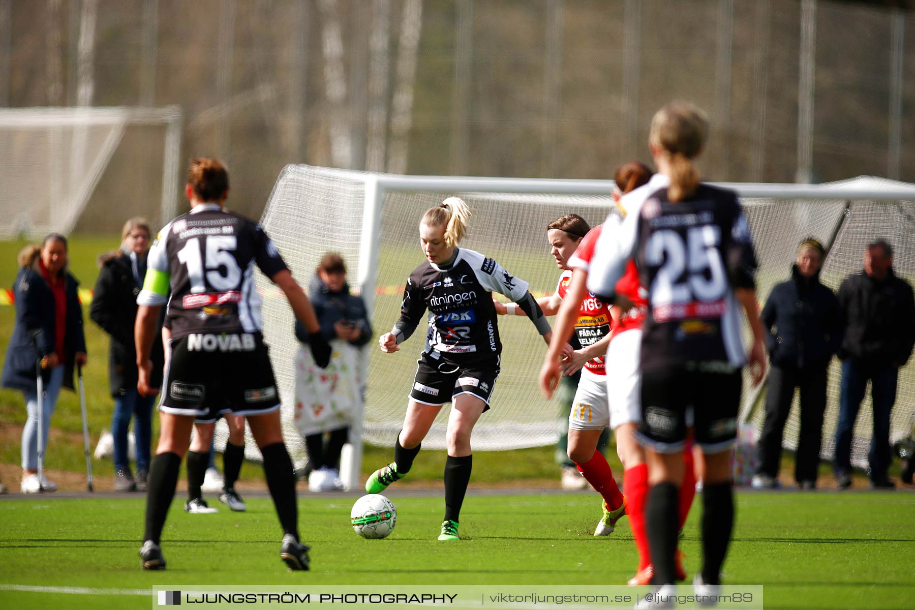 Skövde KIK-IK Rössö Uddevalla 0-5,dam,Lillegårdens IP,Skövde,Sverige,Fotboll,,2016,186842