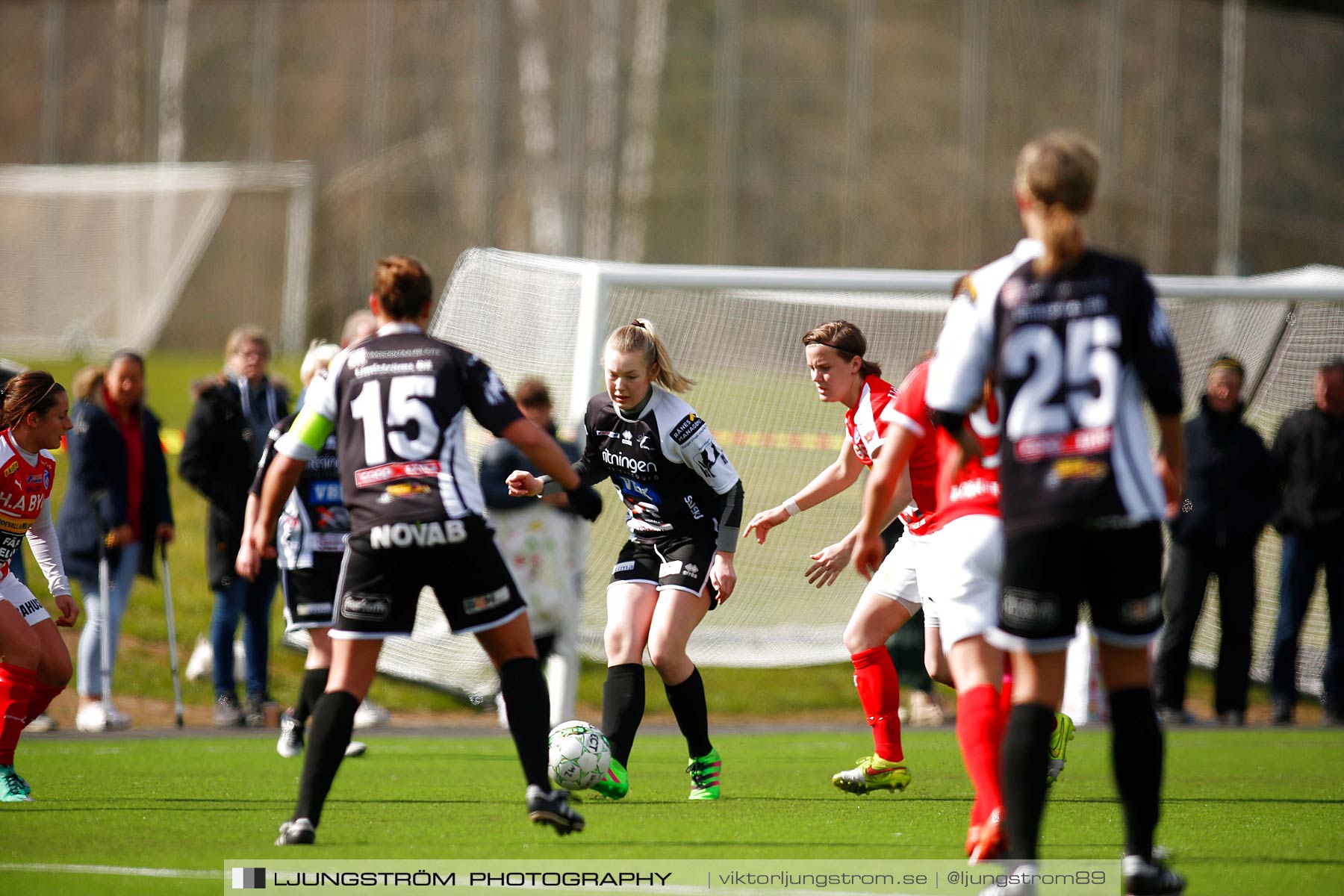 Skövde KIK-IK Rössö Uddevalla 0-5,dam,Lillegårdens IP,Skövde,Sverige,Fotboll,,2016,186843