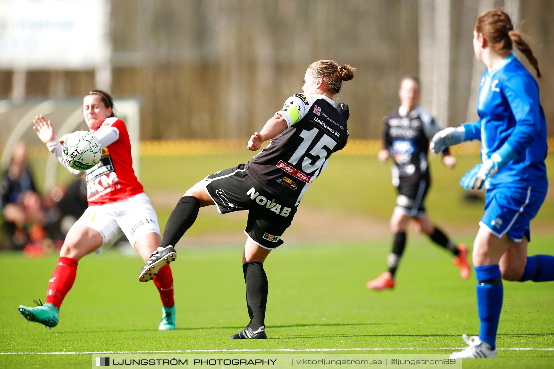 Skövde KIK-IK Rössö Uddevalla 0-5,dam,Lillegårdens IP,Skövde,Sverige,Fotboll,,2016,186853