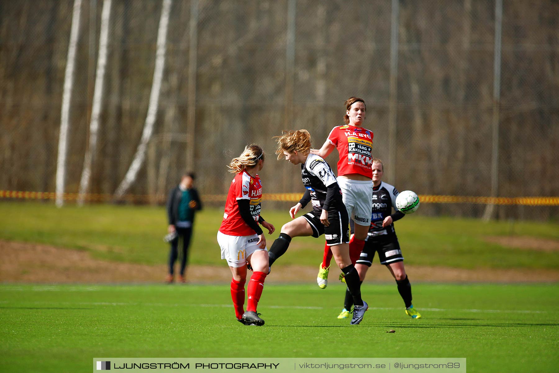 Skövde KIK-IK Rössö Uddevalla 0-5,dam,Lillegårdens IP,Skövde,Sverige,Fotboll,,2016,186870