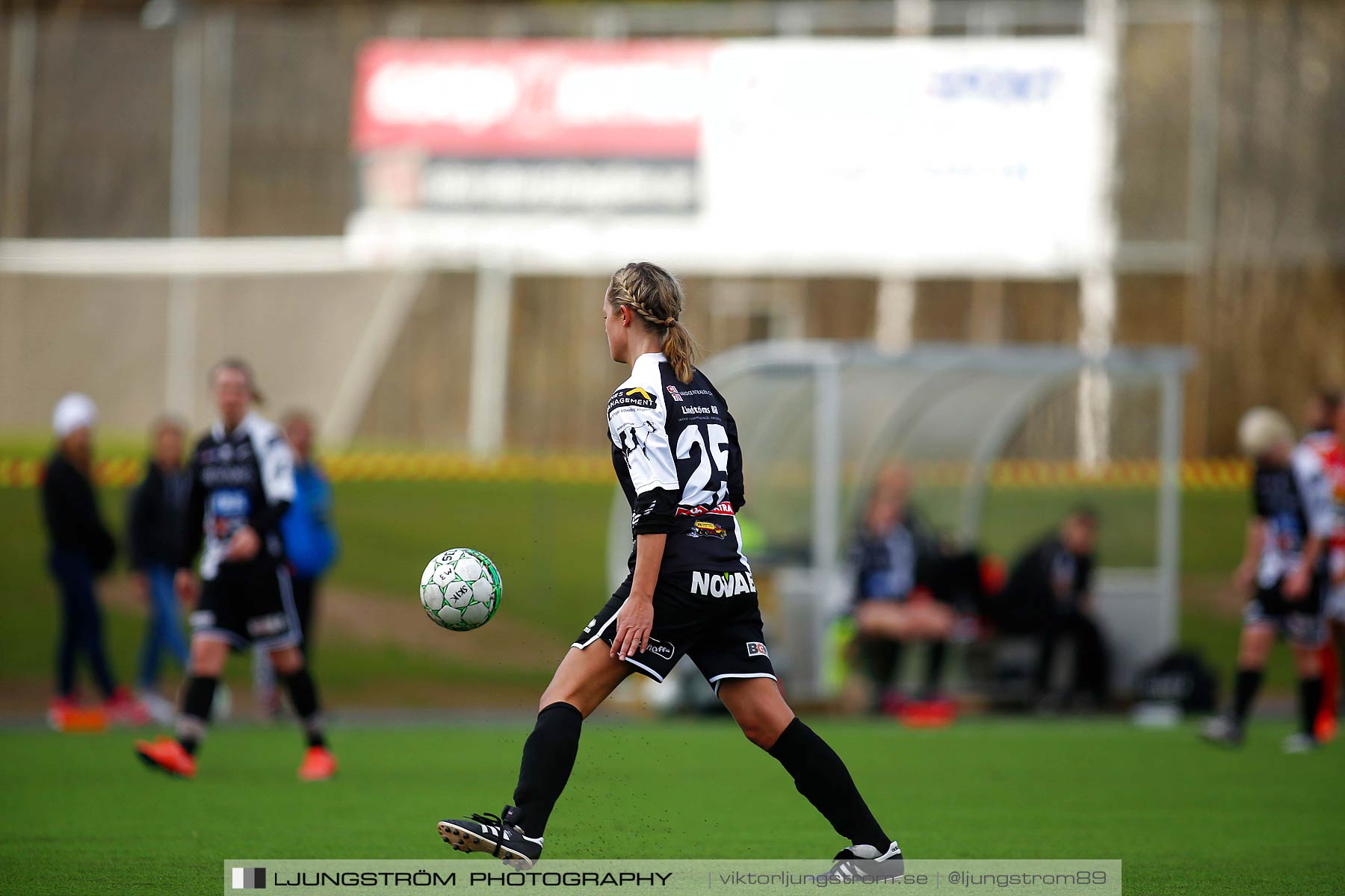 Skövde KIK-IK Rössö Uddevalla 0-5,dam,Lillegårdens IP,Skövde,Sverige,Fotboll,,2016,186899