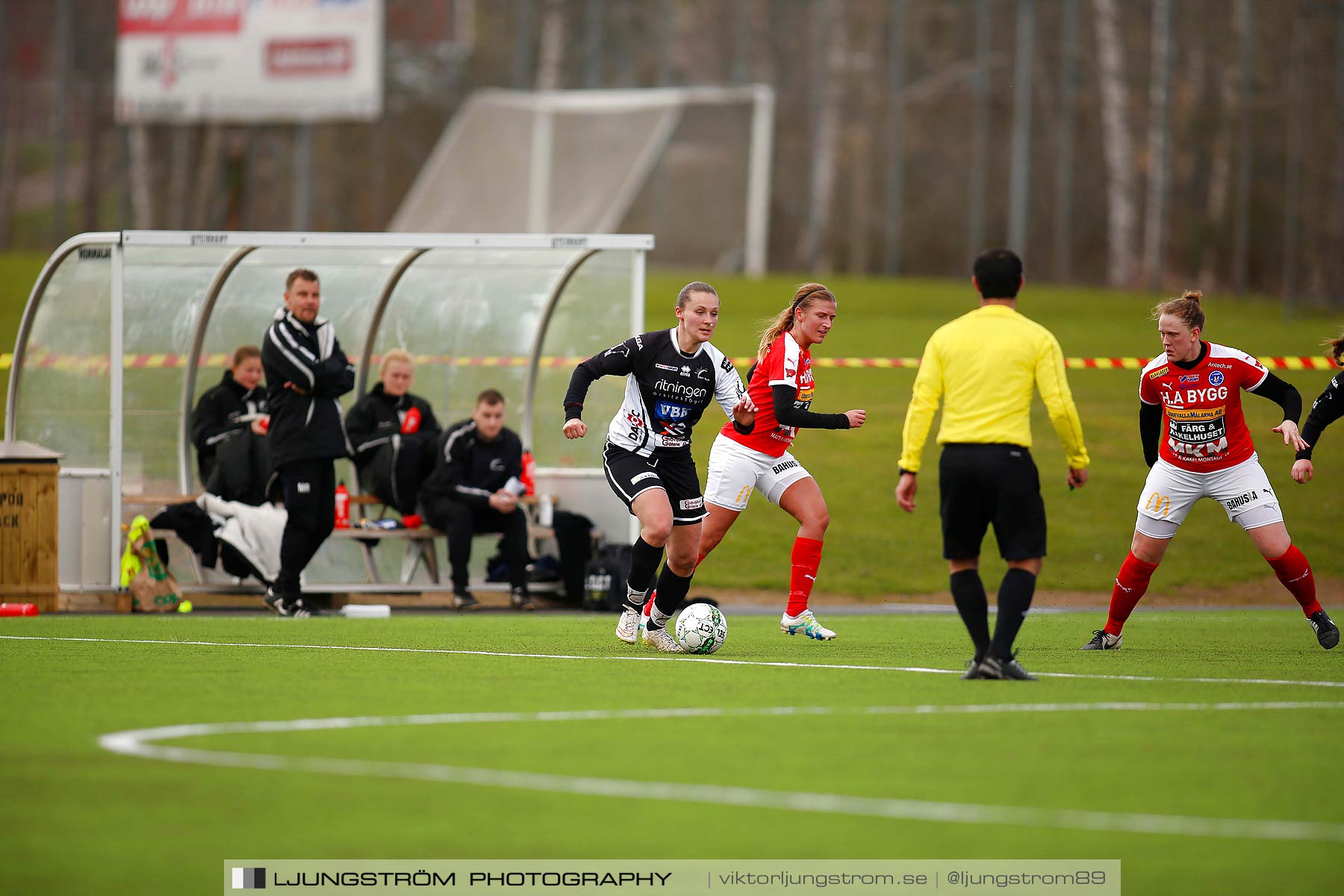 Skövde KIK-IK Rössö Uddevalla 0-5,dam,Lillegårdens IP,Skövde,Sverige,Fotboll,,2016,186908