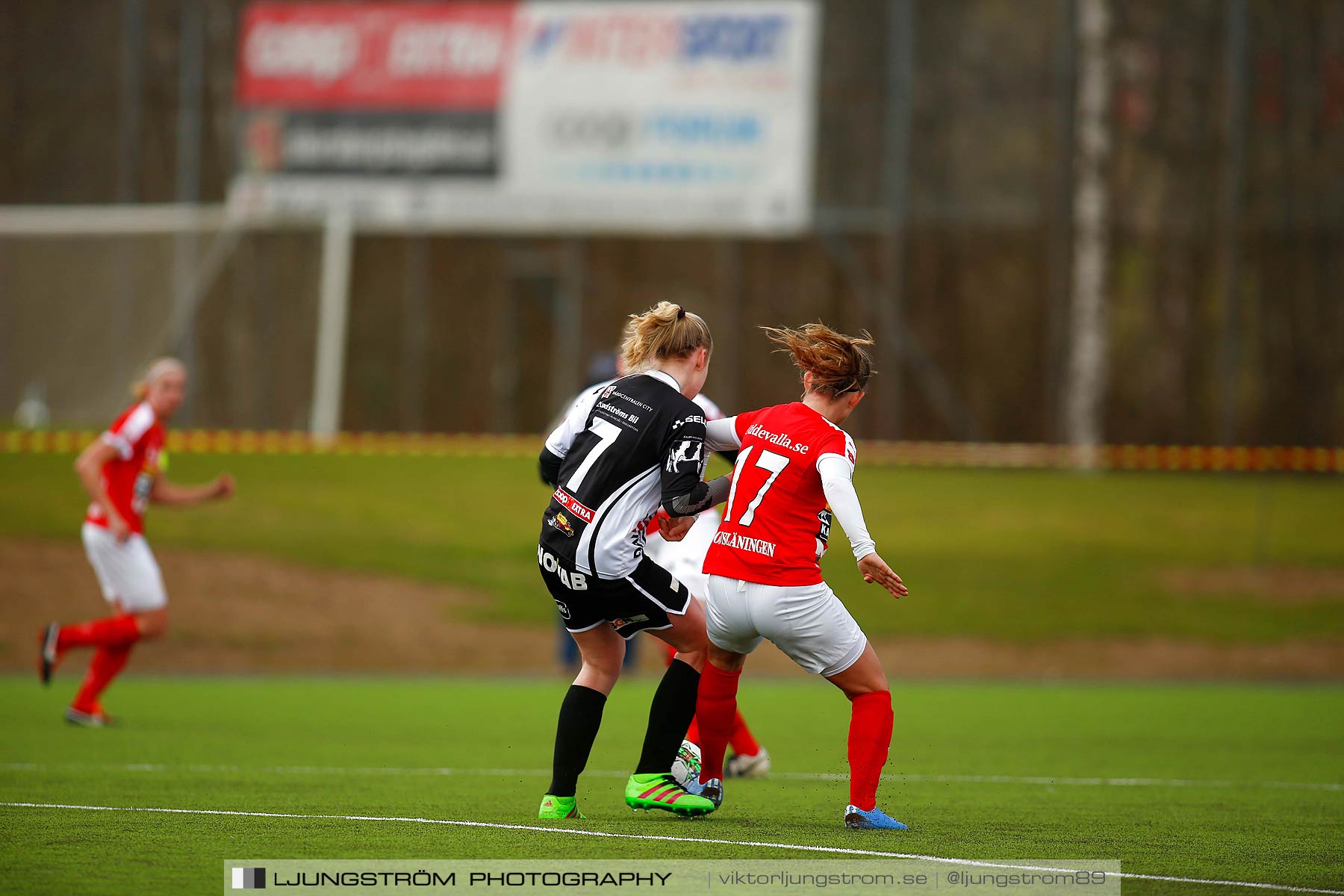 Skövde KIK-IK Rössö Uddevalla 0-5,dam,Lillegårdens IP,Skövde,Sverige,Fotboll,,2016,186929