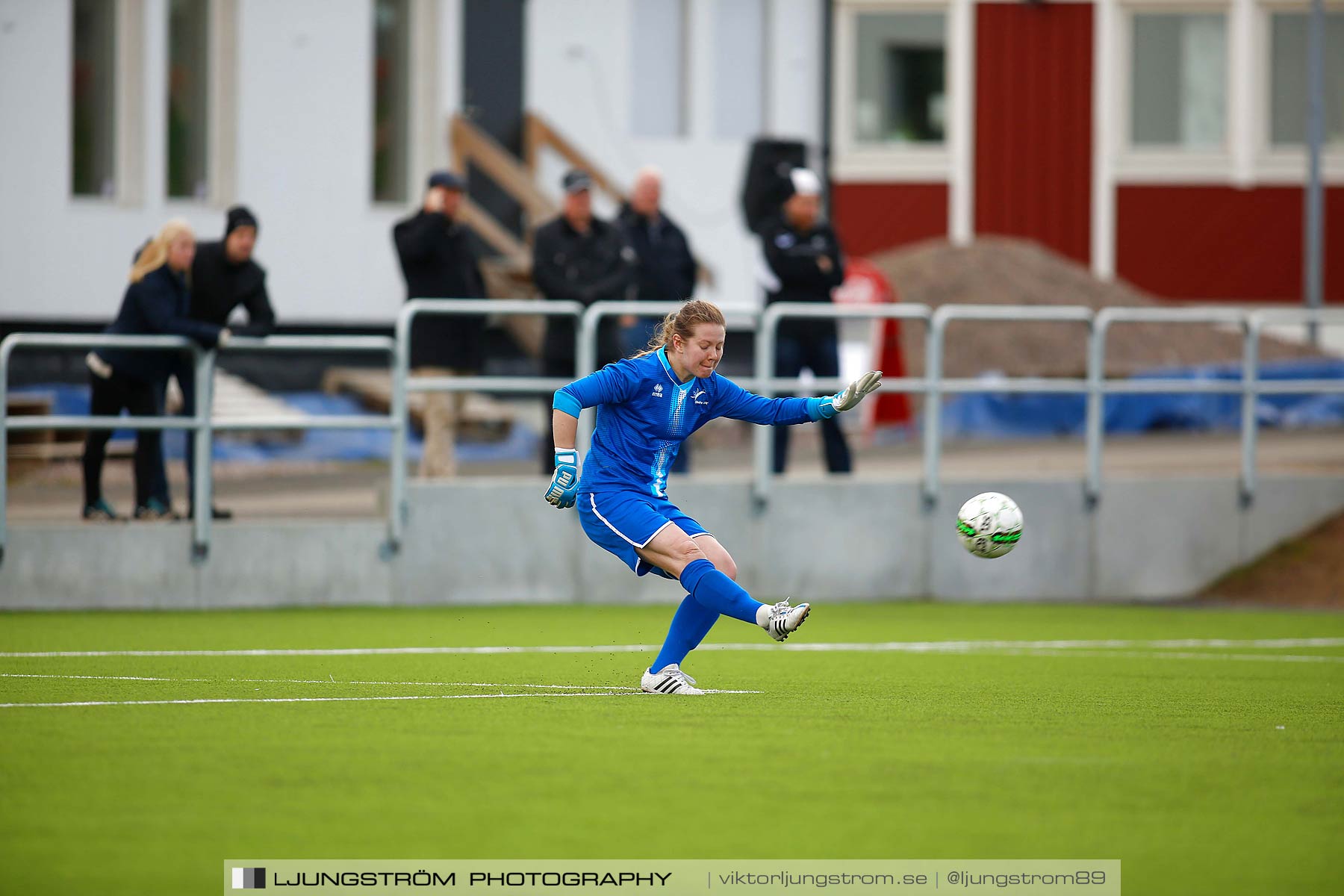 Skövde KIK-IK Rössö Uddevalla 0-5,dam,Lillegårdens IP,Skövde,Sverige,Fotboll,,2016,186964