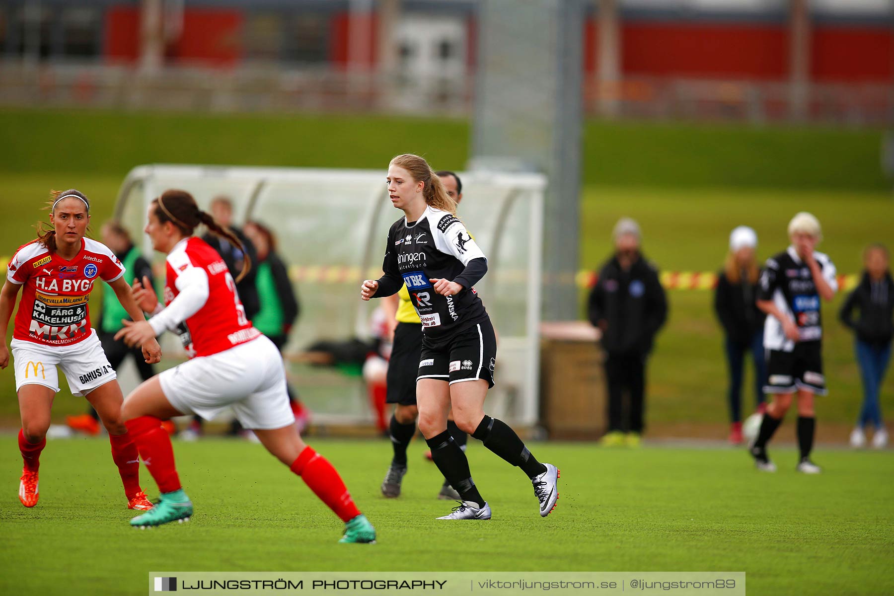 Skövde KIK-IK Rössö Uddevalla 0-5,dam,Lillegårdens IP,Skövde,Sverige,Fotboll,,2016,186976