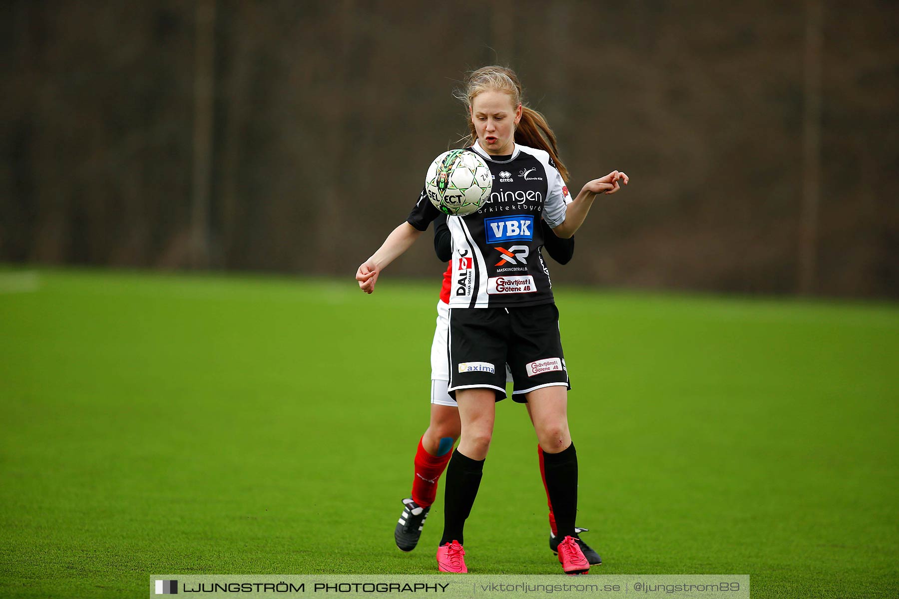 Skövde KIK-IK Rössö Uddevalla 0-5,dam,Lillegårdens IP,Skövde,Sverige,Fotboll,,2016,186996