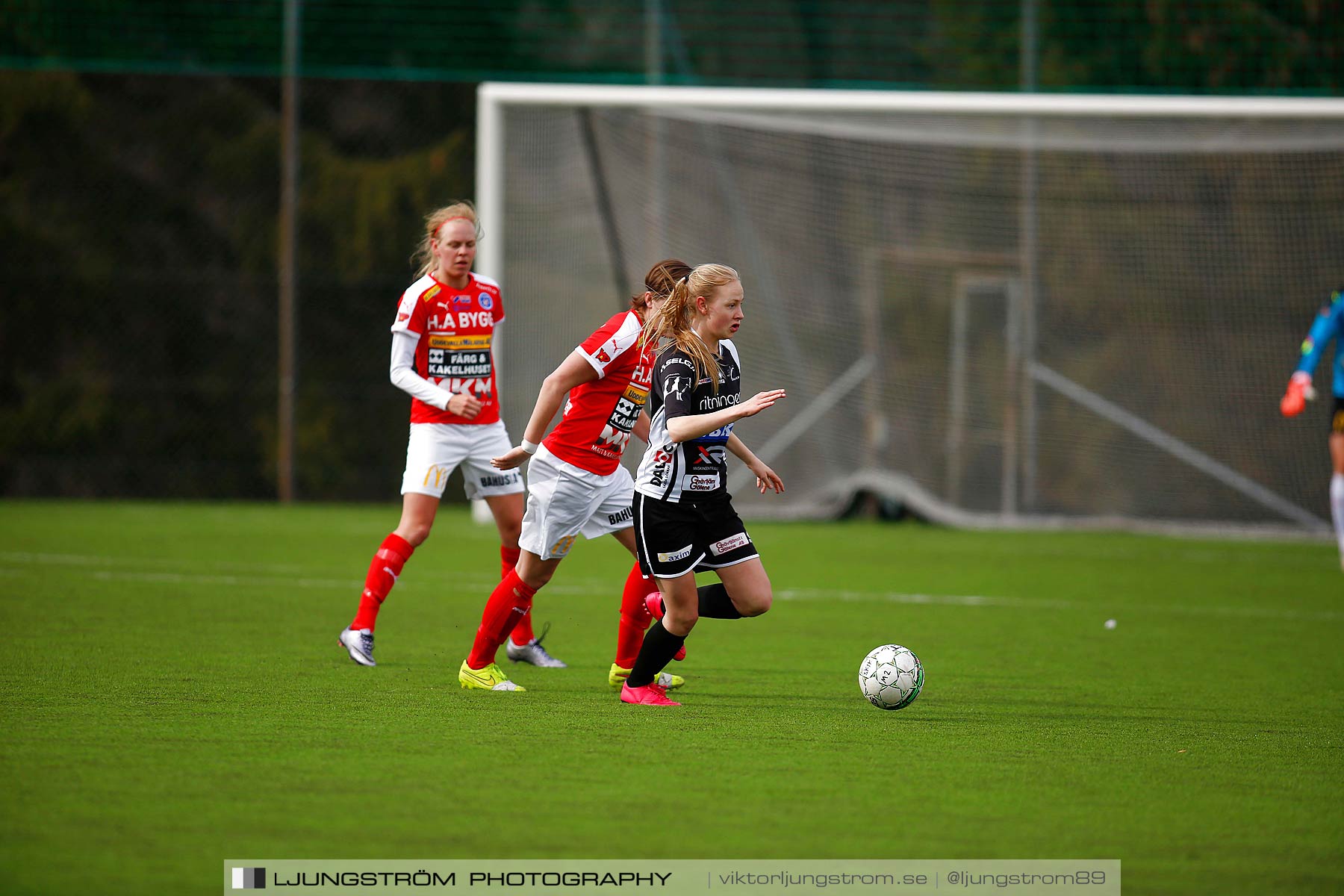 Skövde KIK-IK Rössö Uddevalla 0-5,dam,Lillegårdens IP,Skövde,Sverige,Fotboll,,2016,187033