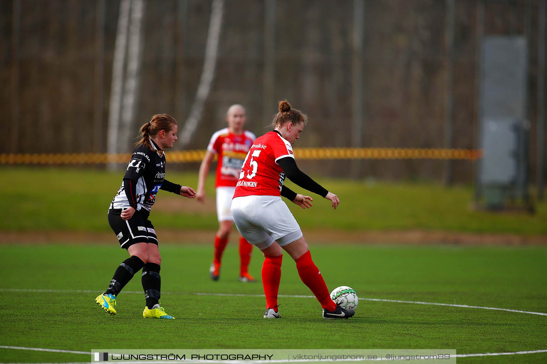 Skövde KIK-IK Rössö Uddevalla 0-5,dam,Lillegårdens IP,Skövde,Sverige,Fotboll,,2016,187043