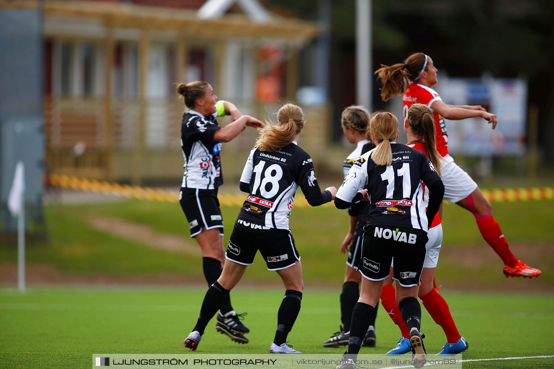 Skövde KIK-IK Rössö Uddevalla 0-5,dam,Lillegårdens IP,Skövde,Sverige,Fotboll,,2016,187045