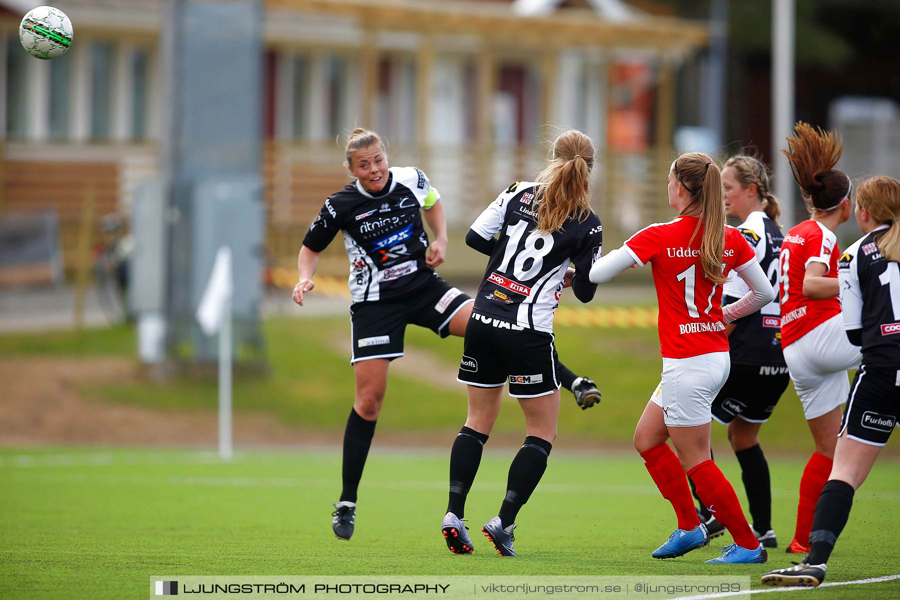 Skövde KIK-IK Rössö Uddevalla 0-5,dam,Lillegårdens IP,Skövde,Sverige,Fotboll,,2016,187047