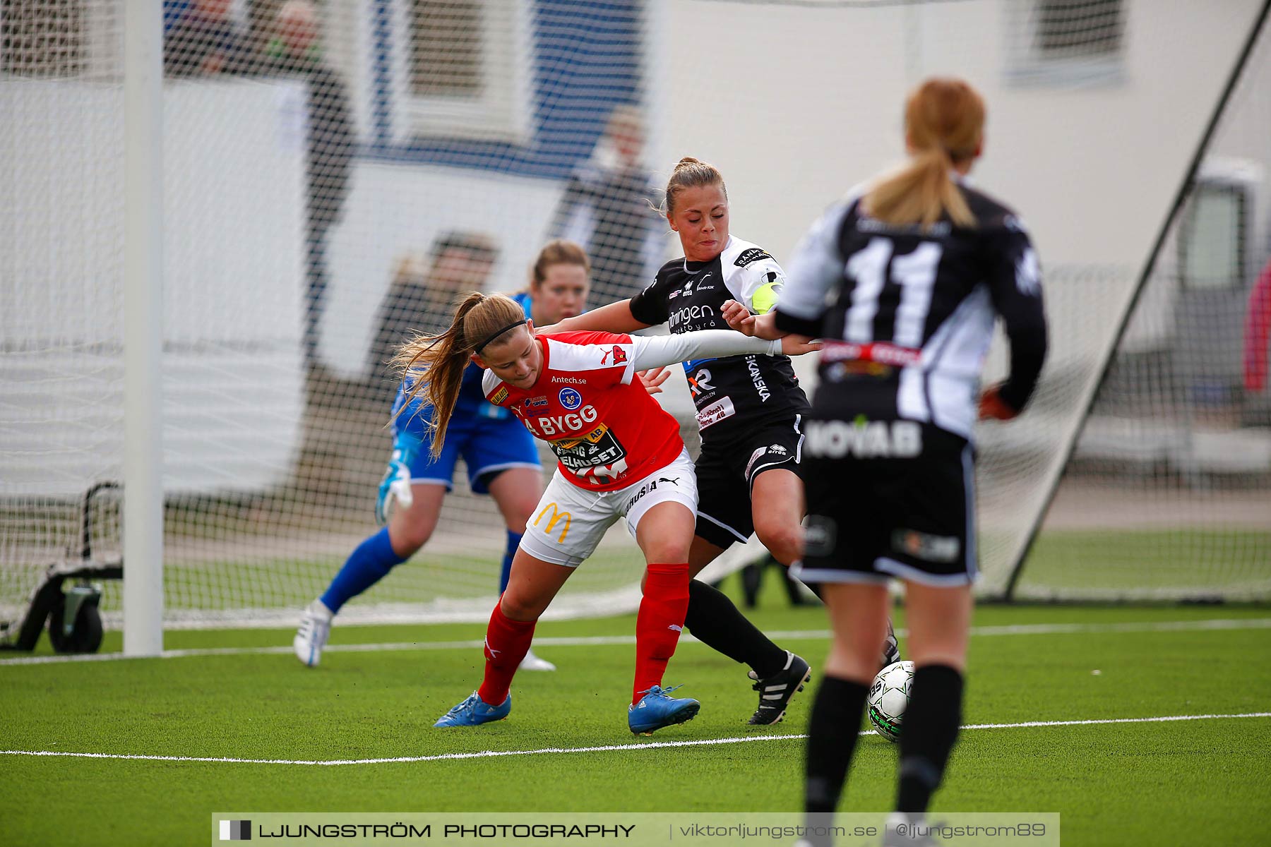 Skövde KIK-IK Rössö Uddevalla 0-5,dam,Lillegårdens IP,Skövde,Sverige,Fotboll,,2016,187050